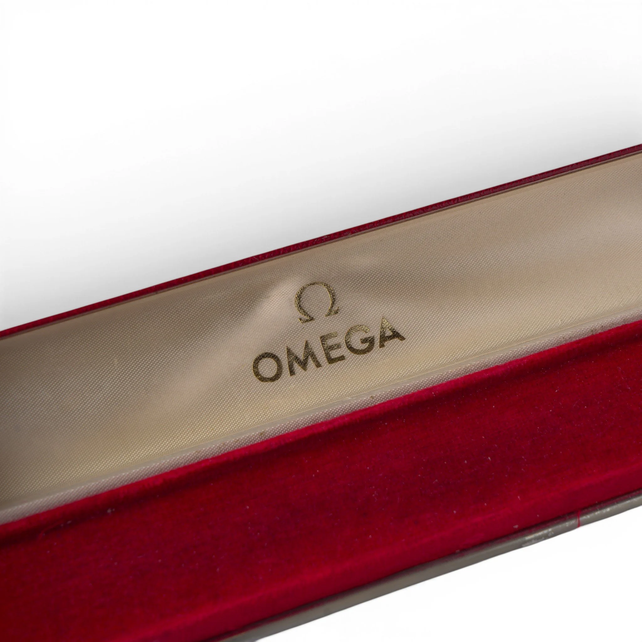 omega-watch-box-06-Mozeris-Fine-Antiques.jpg
