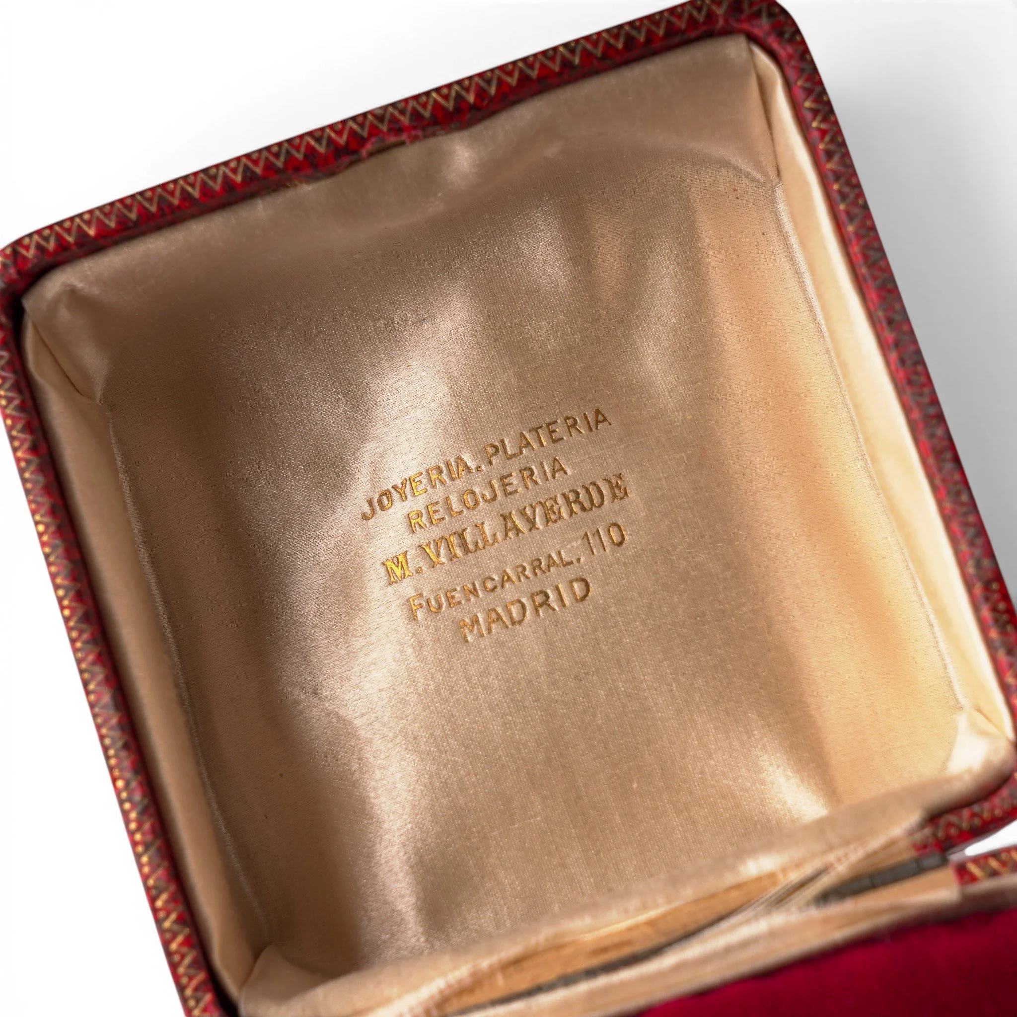 villarverde-madrid-jewellery-box-05-Mozeris-Fine-Antiques.jpg