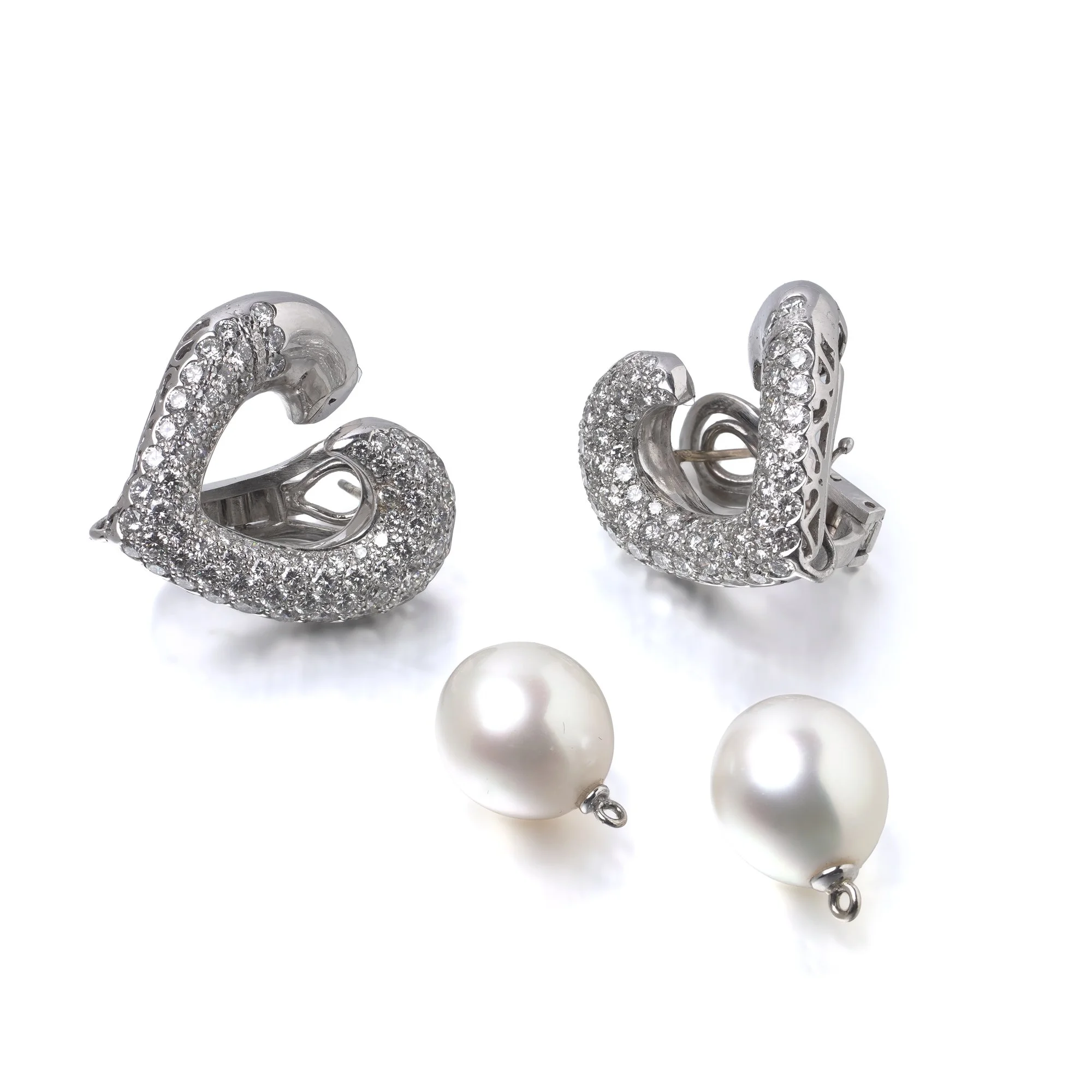 asprey-18kt-white-gold-south-sea-pearl-diamond-day-night-earrings-07-Mozeris-Fine-Antiques.jpg