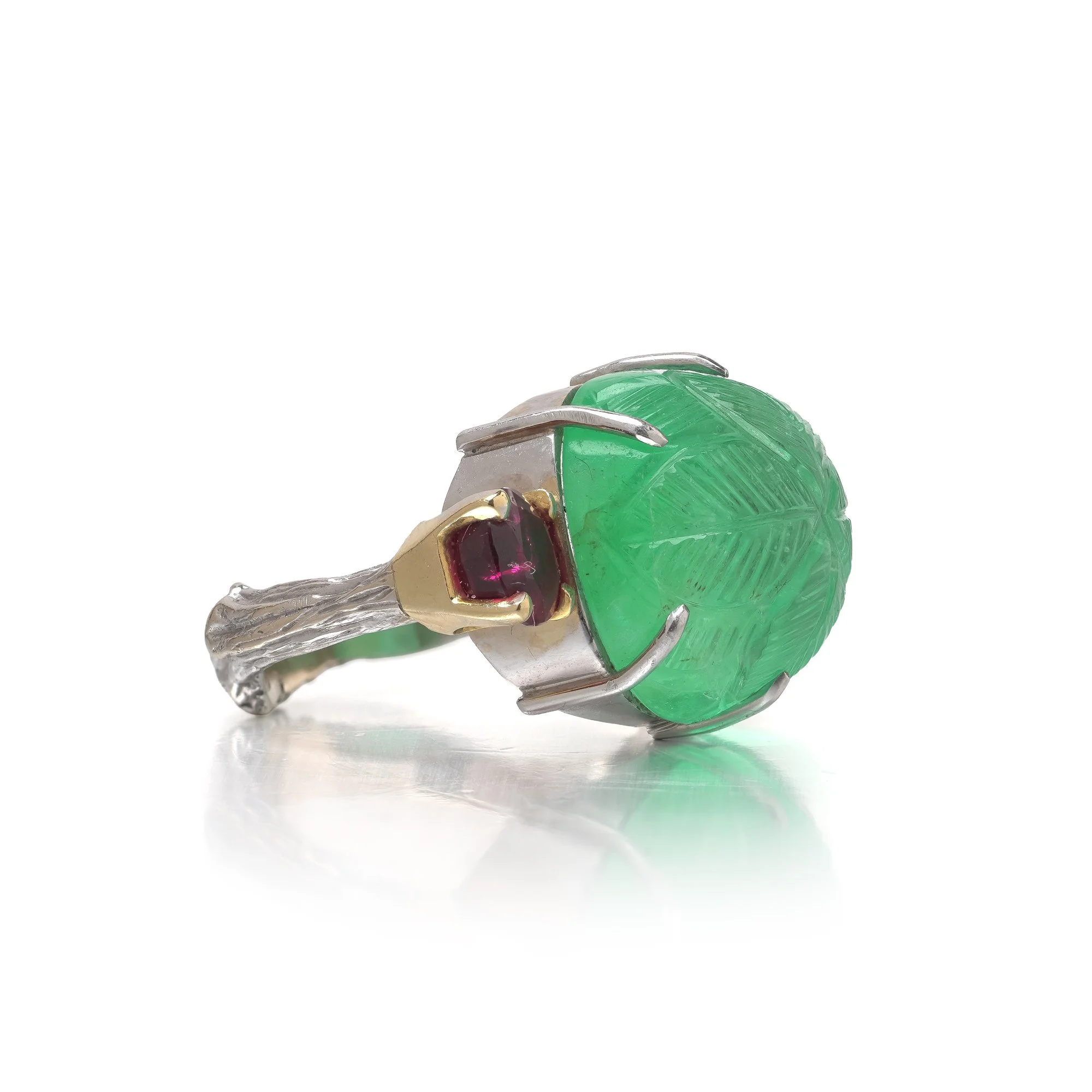vintage-18kt-gold-carved-emerald-burma-ruby-ring-02-Mozeris-Fine-Antiques.jpg