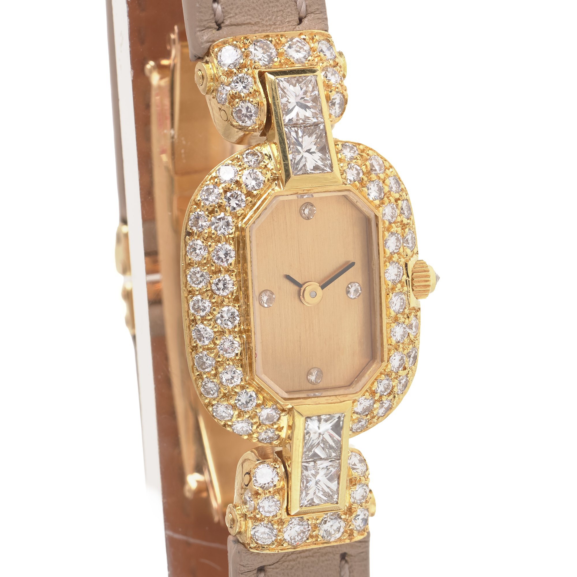 the-queen-paris-18kt-gold-diamond-ladies-watch-asprey-buckle-03-Mozeris-Fine-Antiques.jpg