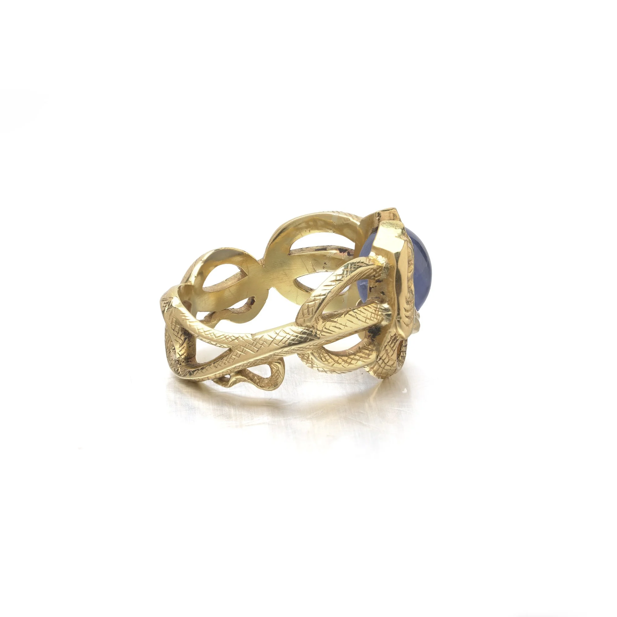 early-20th-century-18kt-gold-ceylon-star-sapphire-double-snake-ring-04-Mozeris-Fine-Antiques.jpg