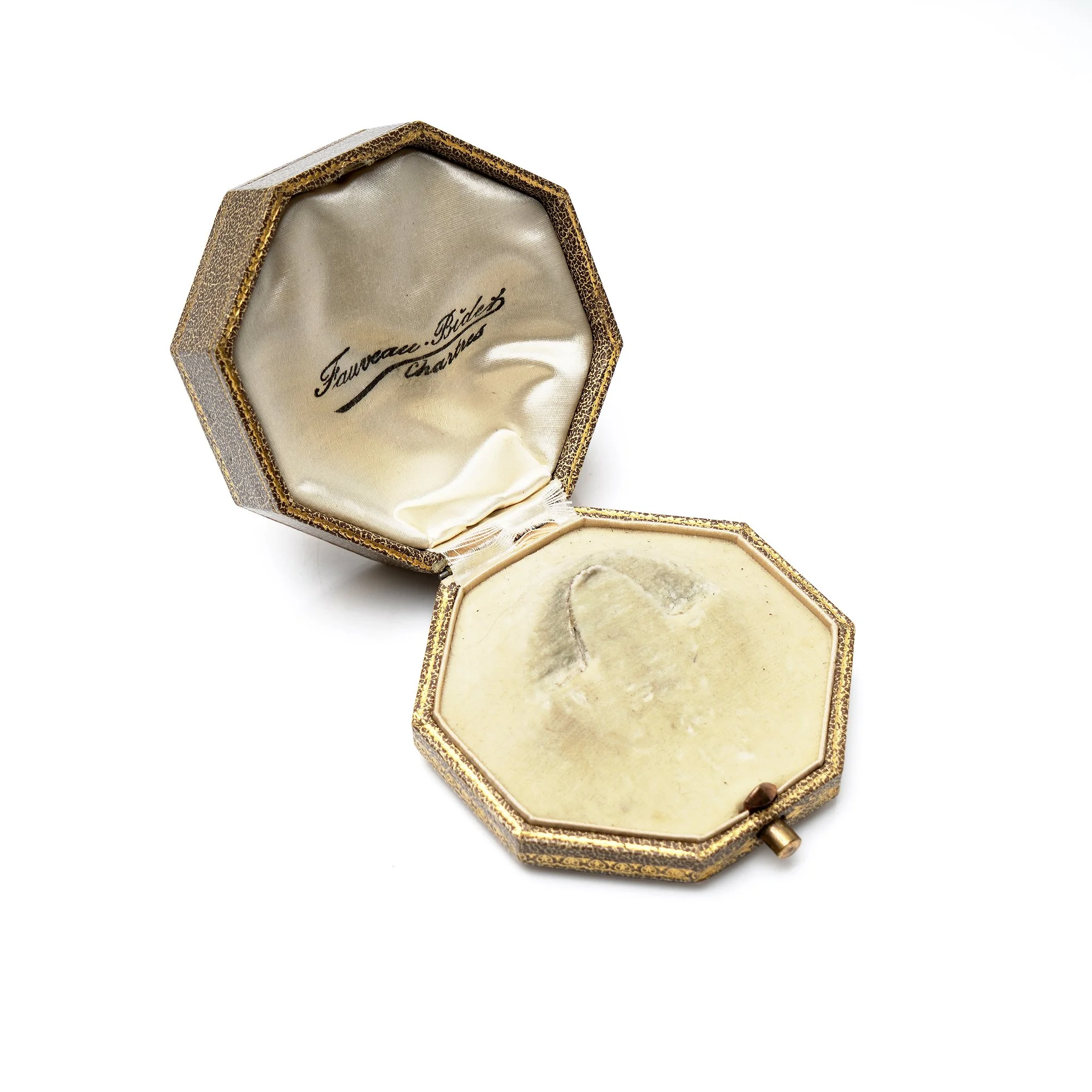 fauveau-bidet-french-octagonal-brooch-box-05-Mozeris-Fine-Antiques.jpg