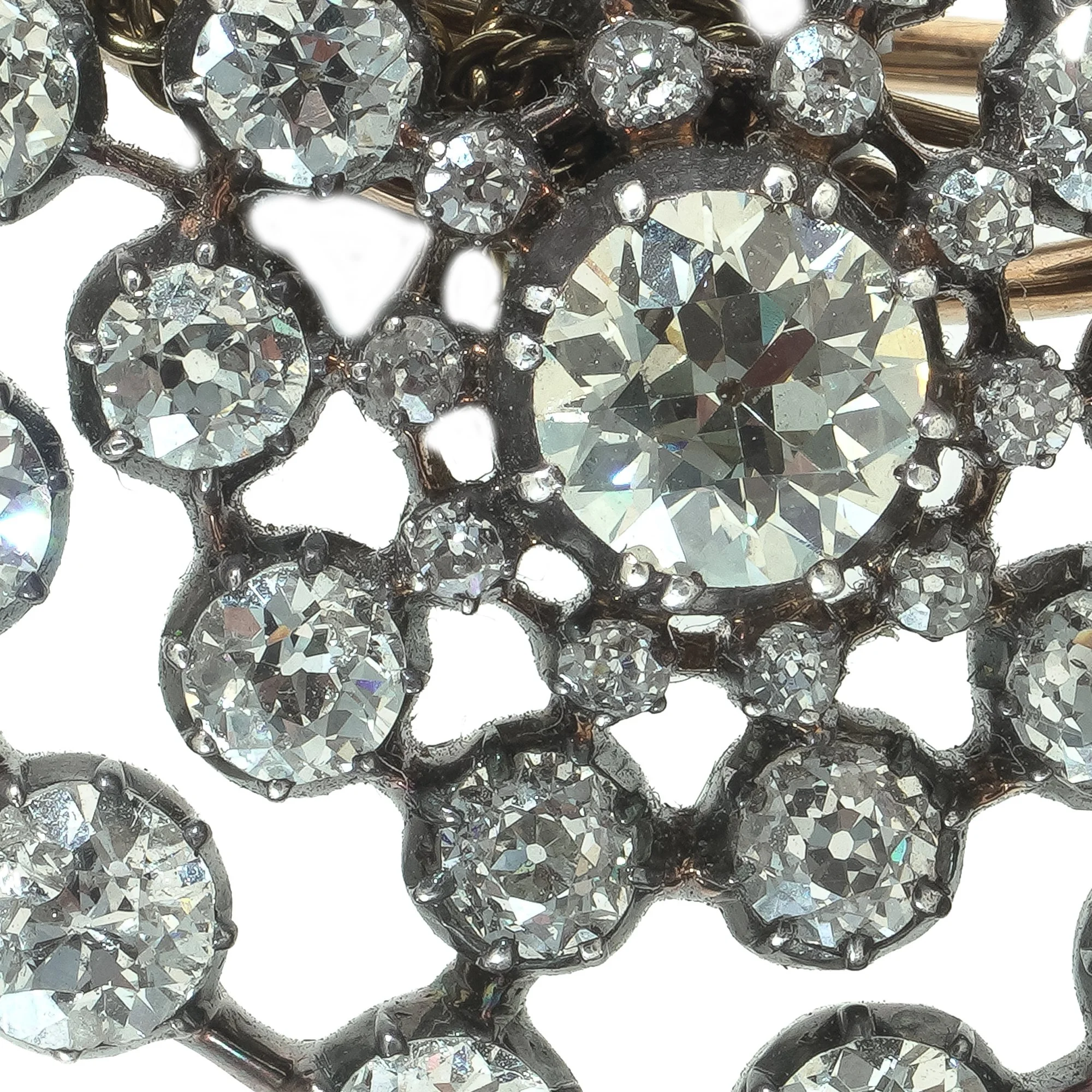 victorian-diamond-cluster-brooch-04-Mozeris-Fine-Antiques.jpg