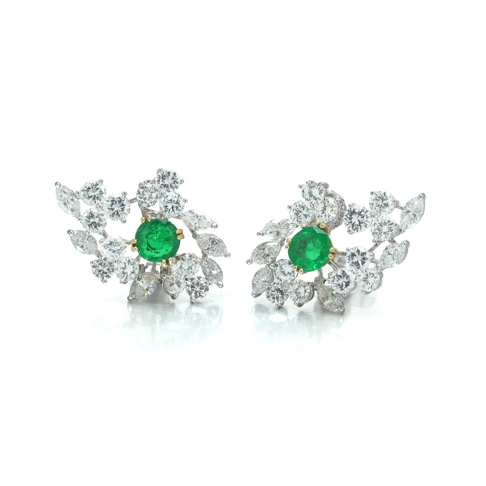 18ct-white-gold-emerald-diamond-cluster-earrings-04-Mozeris-Fine-Antiques.jpg