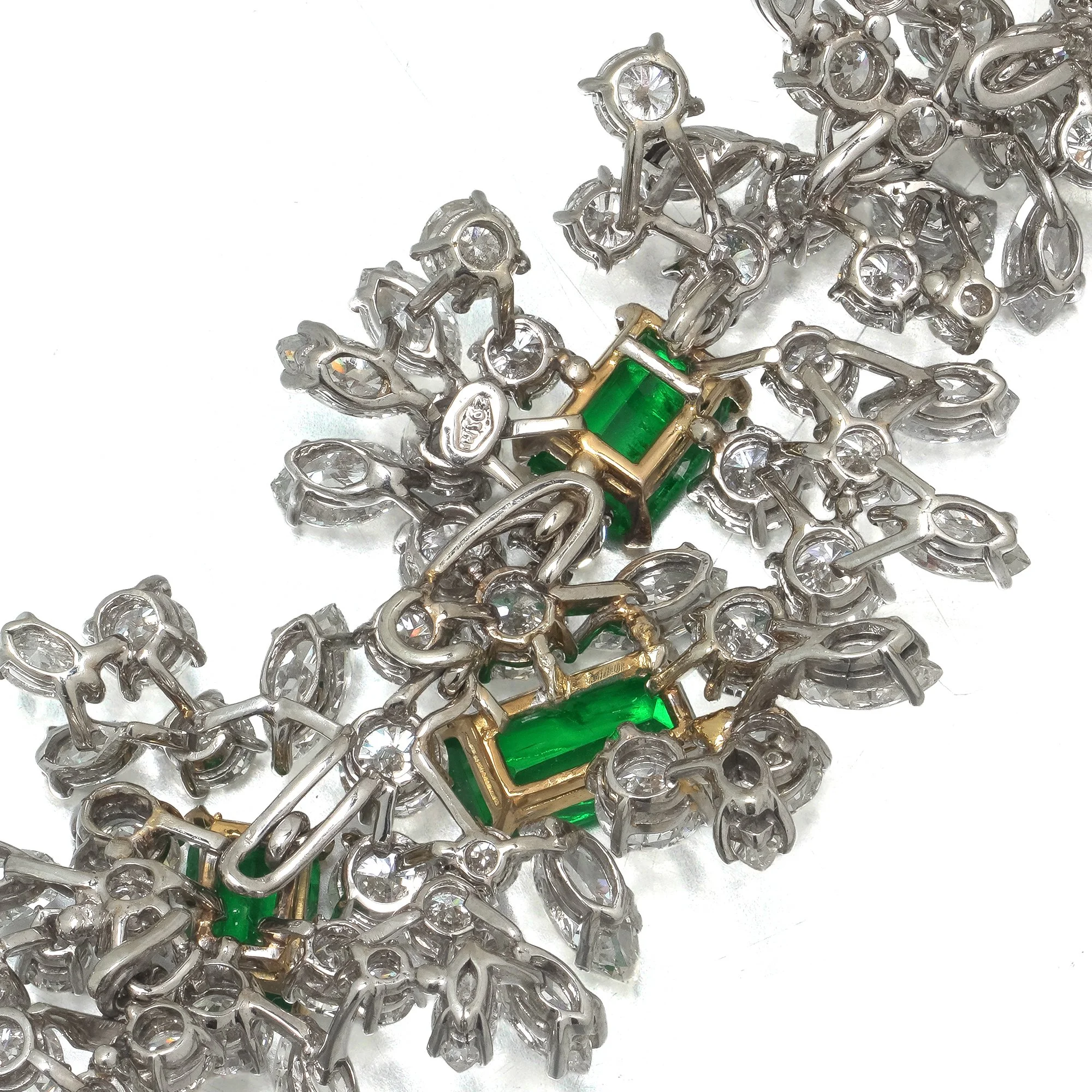 18ct-white-gold-emerald-diamond-convertible-necklace-02-Mozeris-Fine-Antiques.jpg