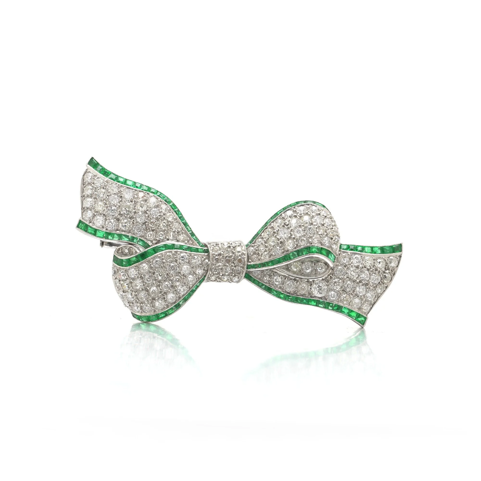 art-deco-emerald-diamond-bow-brooch-platinum-01-Mozeris-Fine-Antiques.jpg