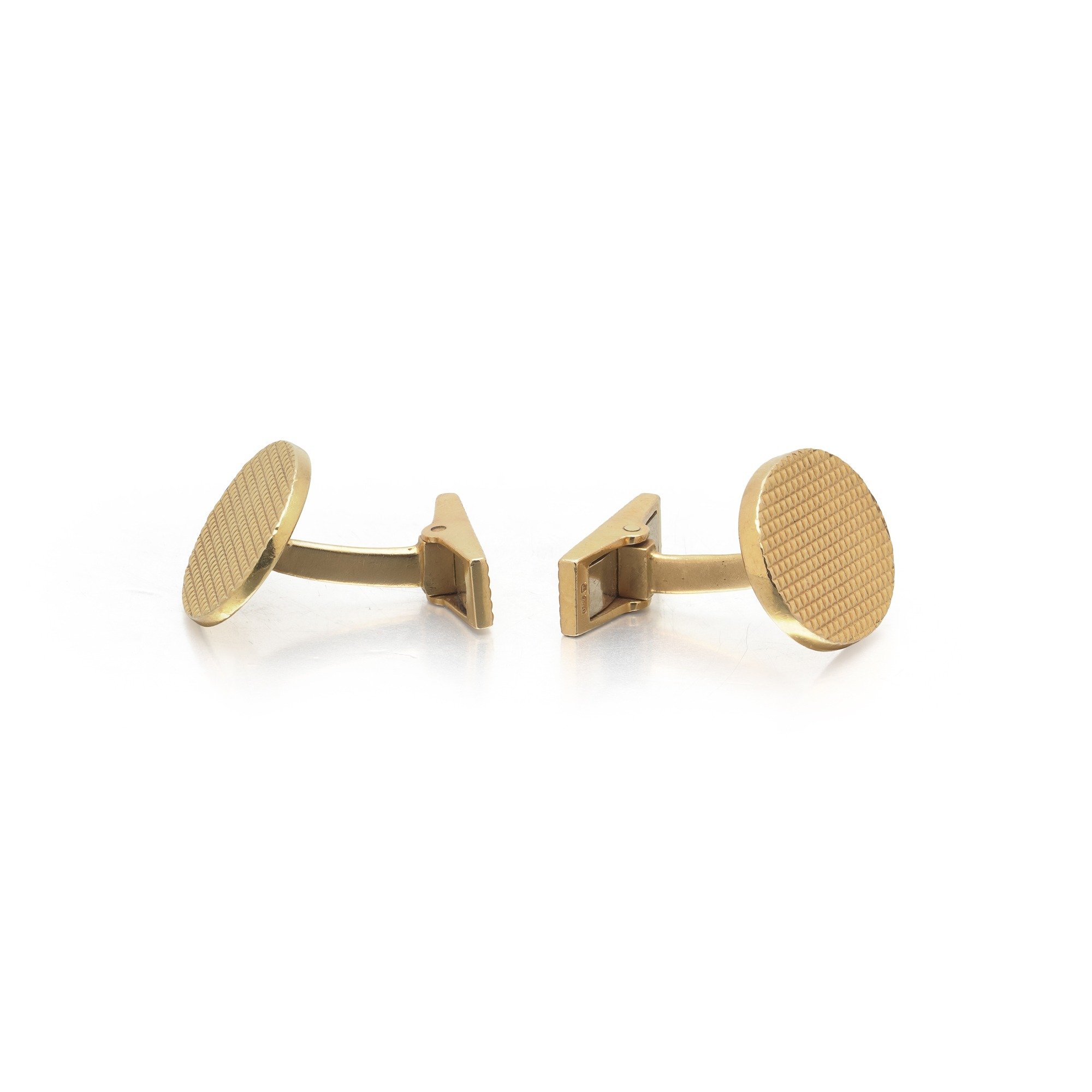 kutchinsky-18kt-gold-cufflinks-vintage-london-04-Mozeris-Fine-Antiques.jpg