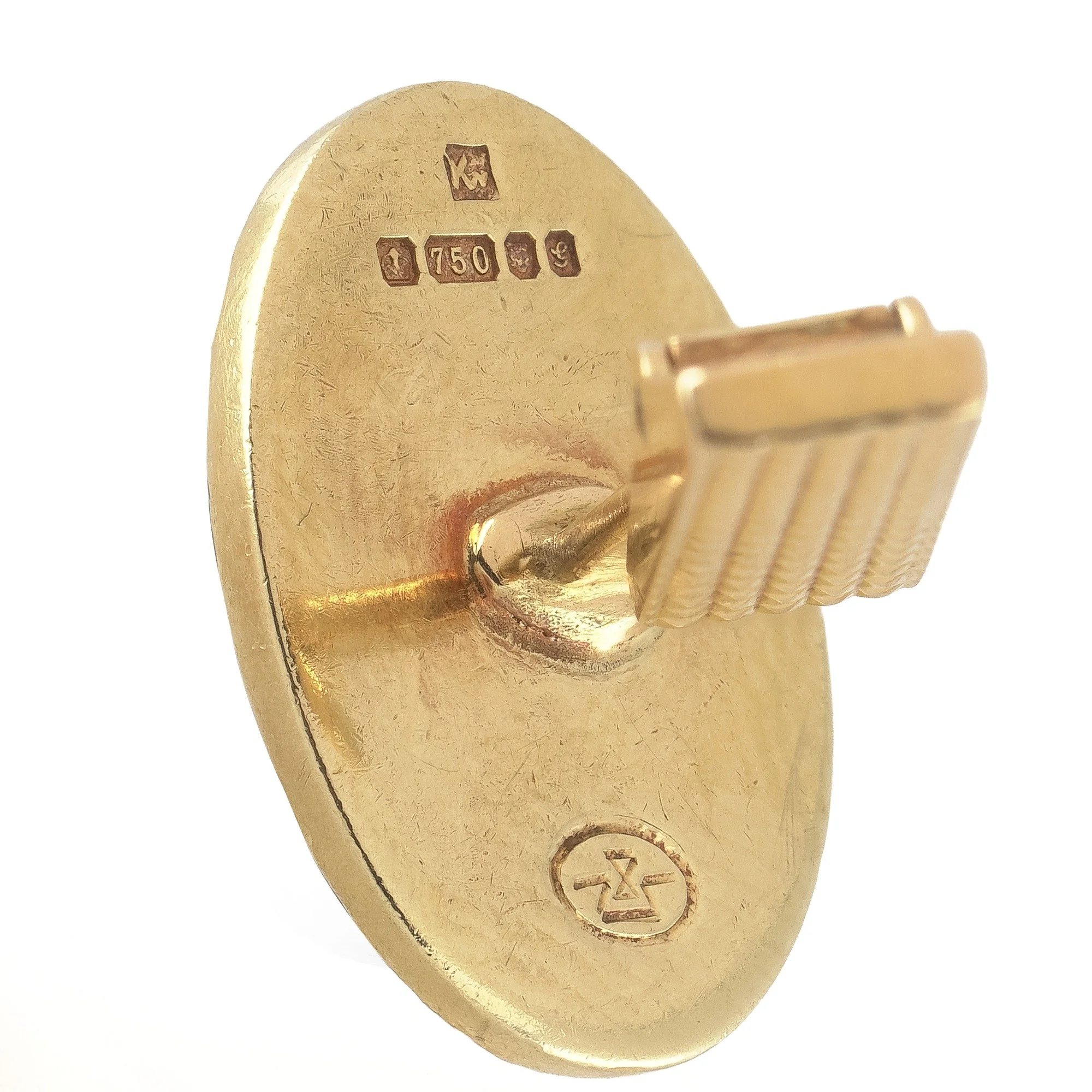 kutchinsky-18kt-gold-cufflinks-vintage-london-05-Mozeris-Fine-Antiques.jpg