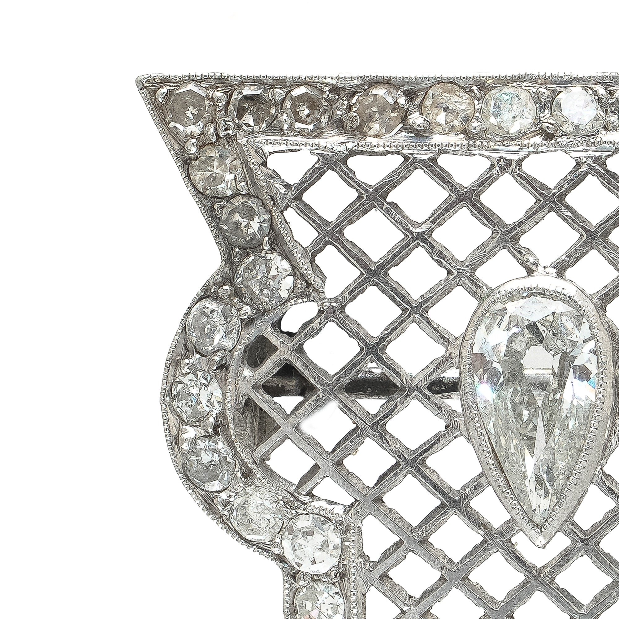 art-deco-diamond-brooch-platinum-05-Mozeris-Fine-Antiques.jpg