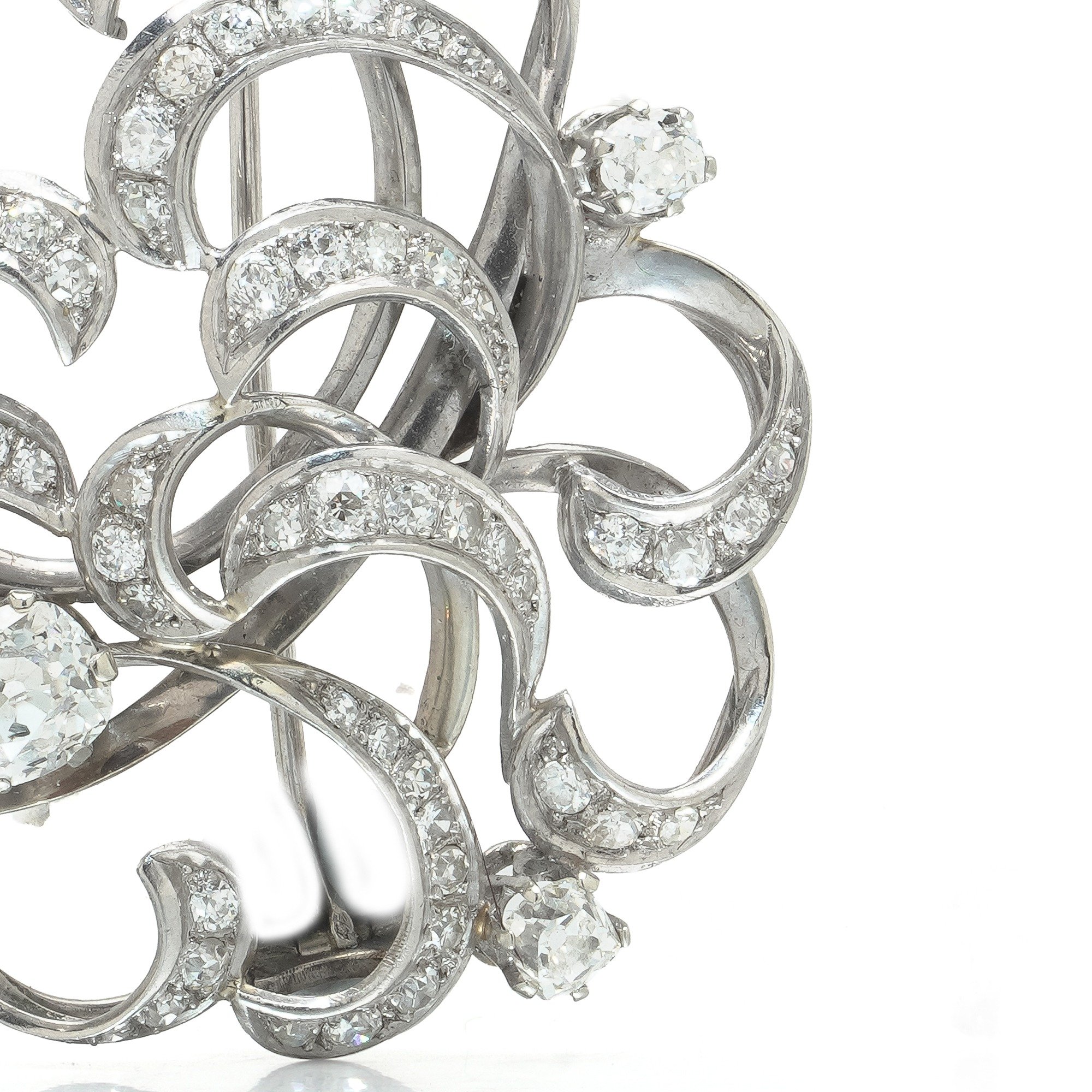 diamond-scroll-brooch-white-gold-old-mine-cut-06-Mozeris-Fine-Antiques.jpg
