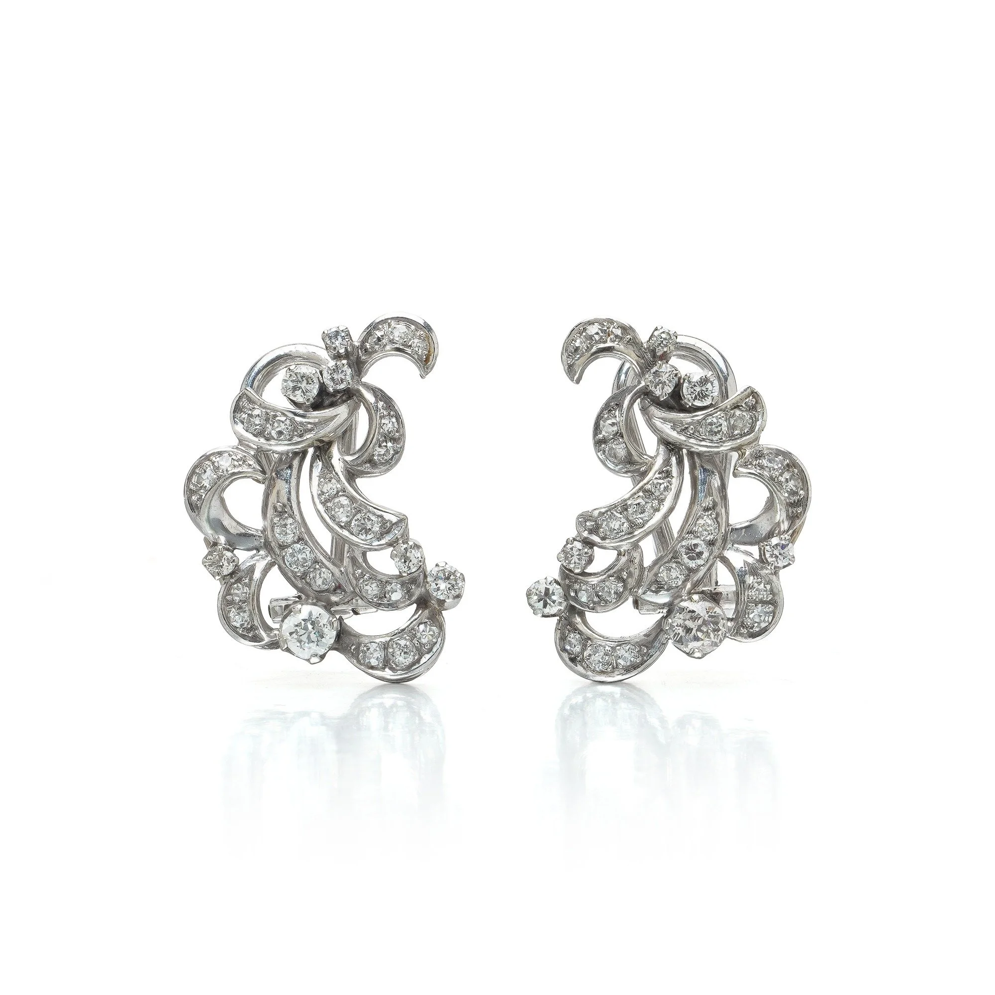 diamond-scroll-clip-on-earrings-white-gold-01-Mozeris-Fine-Antiques.jpg