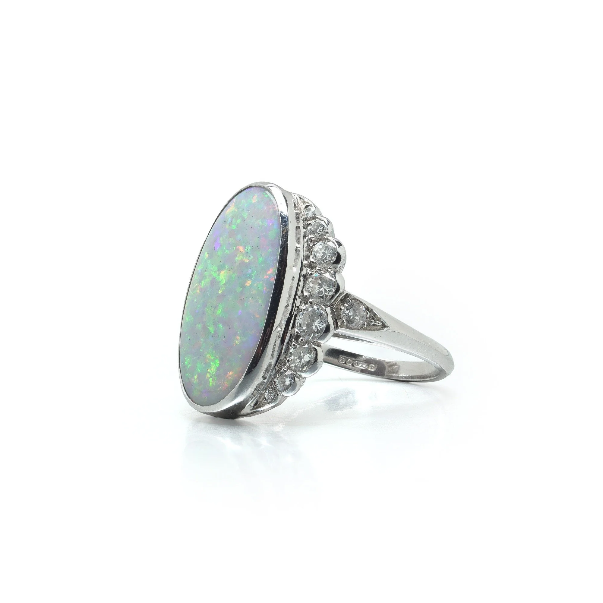 opal-diamond-ring-18kt-white-gold-english-1970s-05-Mozeris-Fine-Antiques.jpg