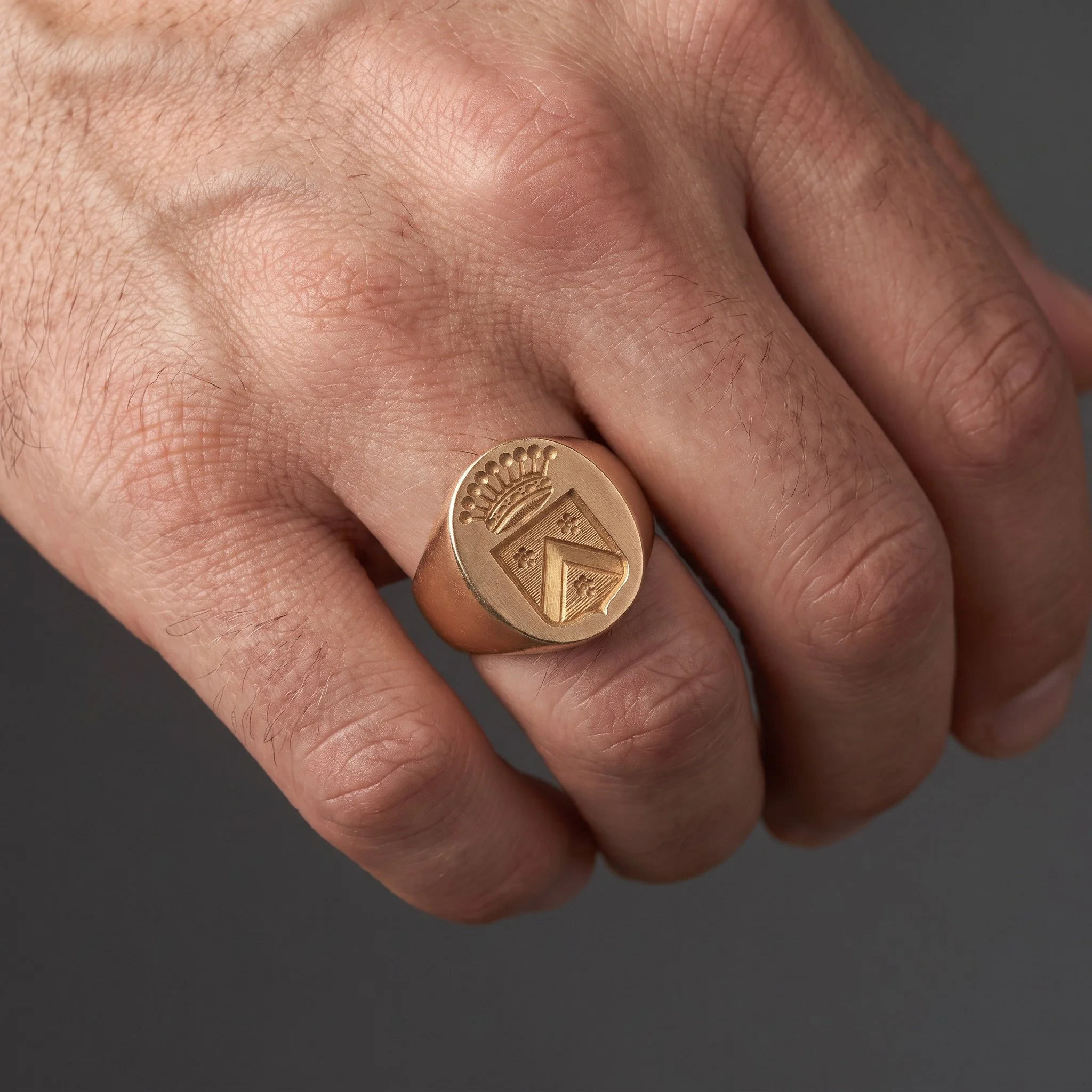 antique-french-18kt-gold-heraldic-signet-ring-coronet-coat-of-arms-03-worn-Mozeris-Fine-Antiques.jpg