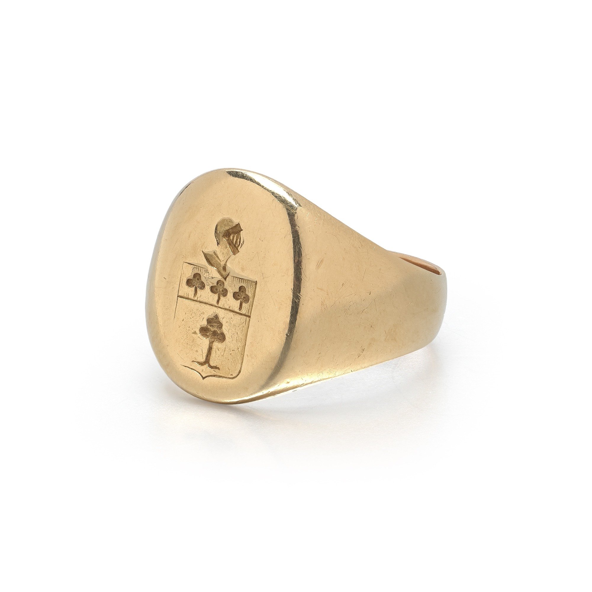 antique-french-18kt-gold-signet-ring-knights-helmet-heraldic-shield-01-Mozeris-Fine-Antiques.jpg
