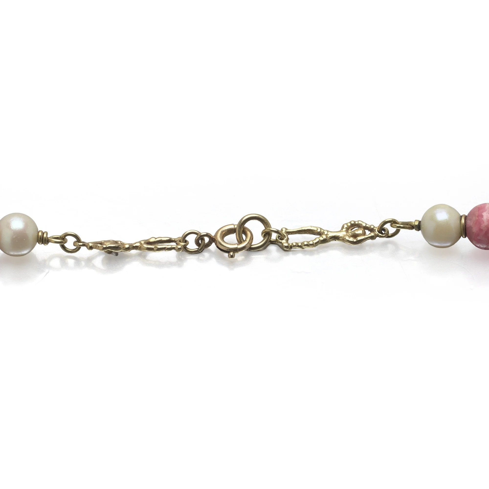stuart-devlin-18kt-gold-coral-pearl-figural-link-necklace-london-1970s-10-Mozeris-Fine-Antiques.jpg