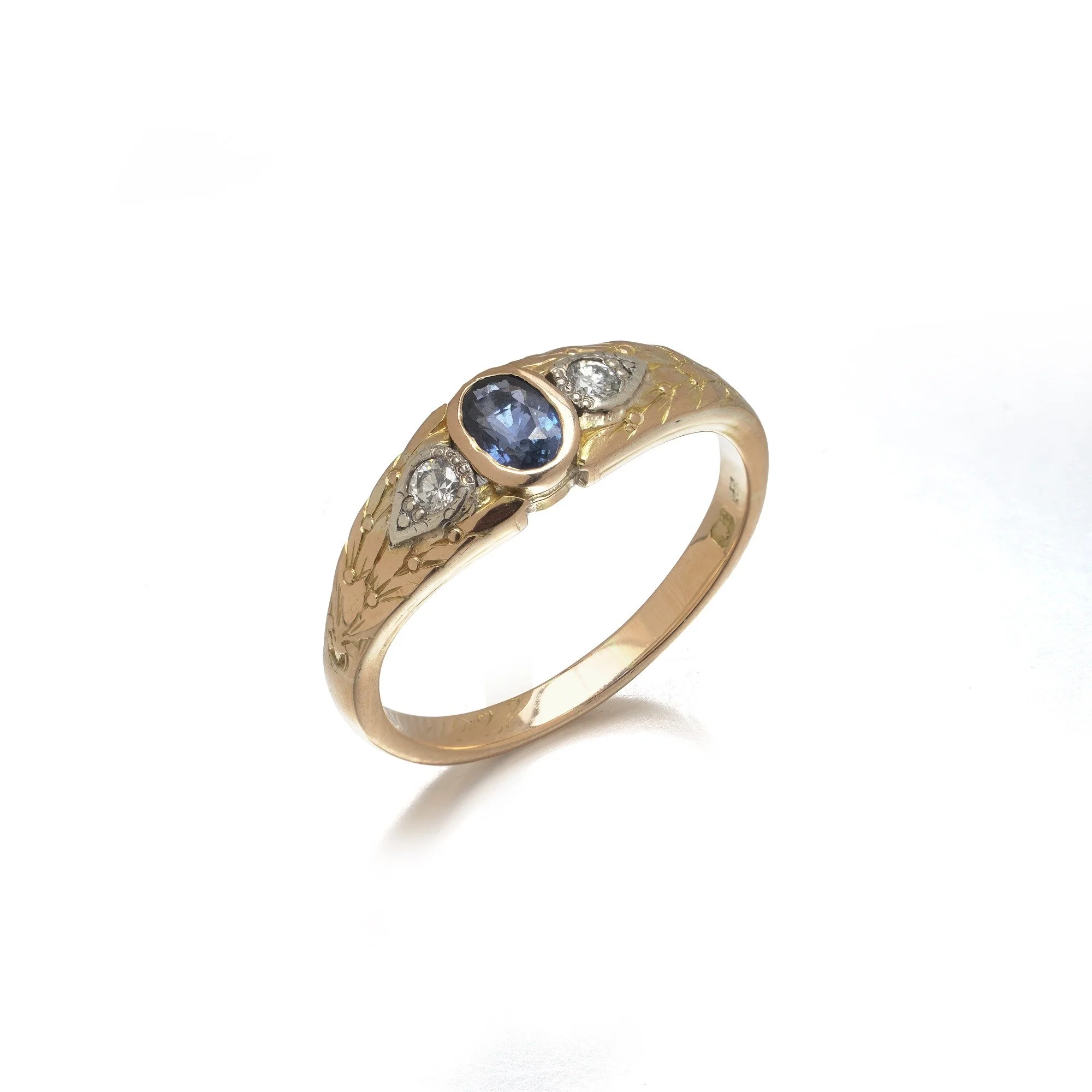 victorian-15kt-gold-sapphire-diamond-three-stone-gypsy-ring-04-Mozeris-Fine-Antiques.jpg