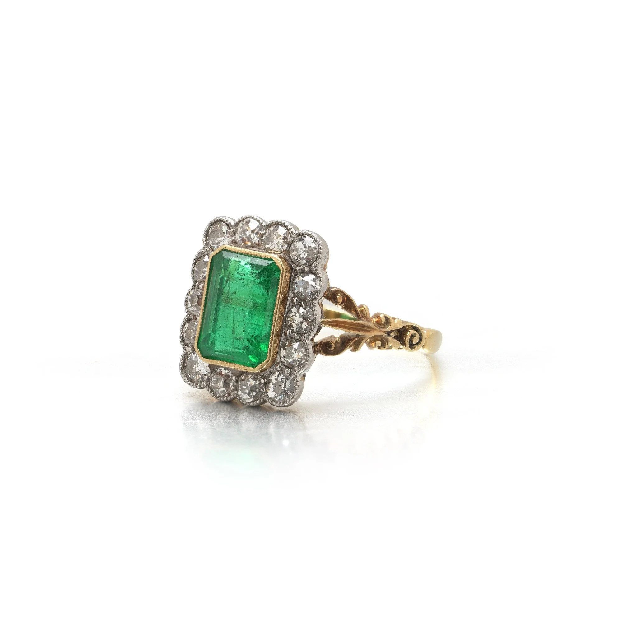 french-art-deco-colombian-emerald-diamond-cluster-ring-2-00-ct-06-Mozeris-Fine-Antiques.jpg