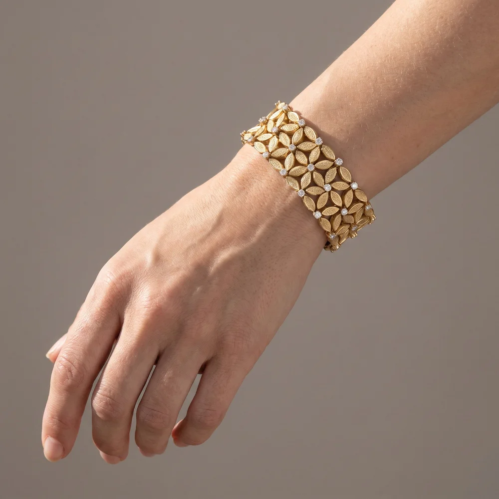 Buccellati Gold & Diamond Openwork Bracelet, Signed, Approx. 3.36 ct