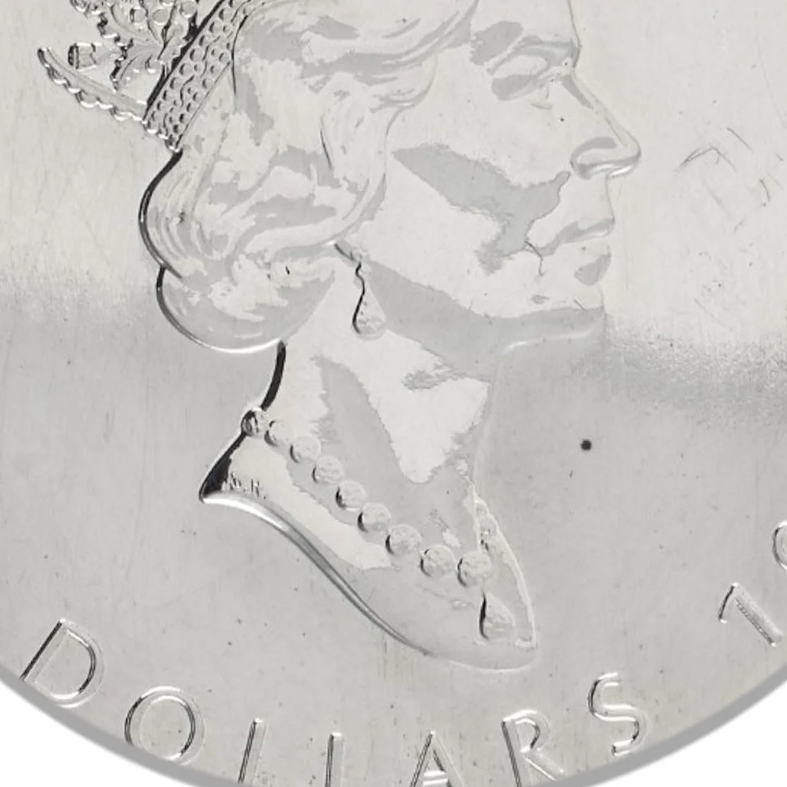 canadian-silver-maple-leaf-1994-1oz-fine-silver-coin-05-closeup-2-obverse-Mozeris-Fine-Antiques.jpg