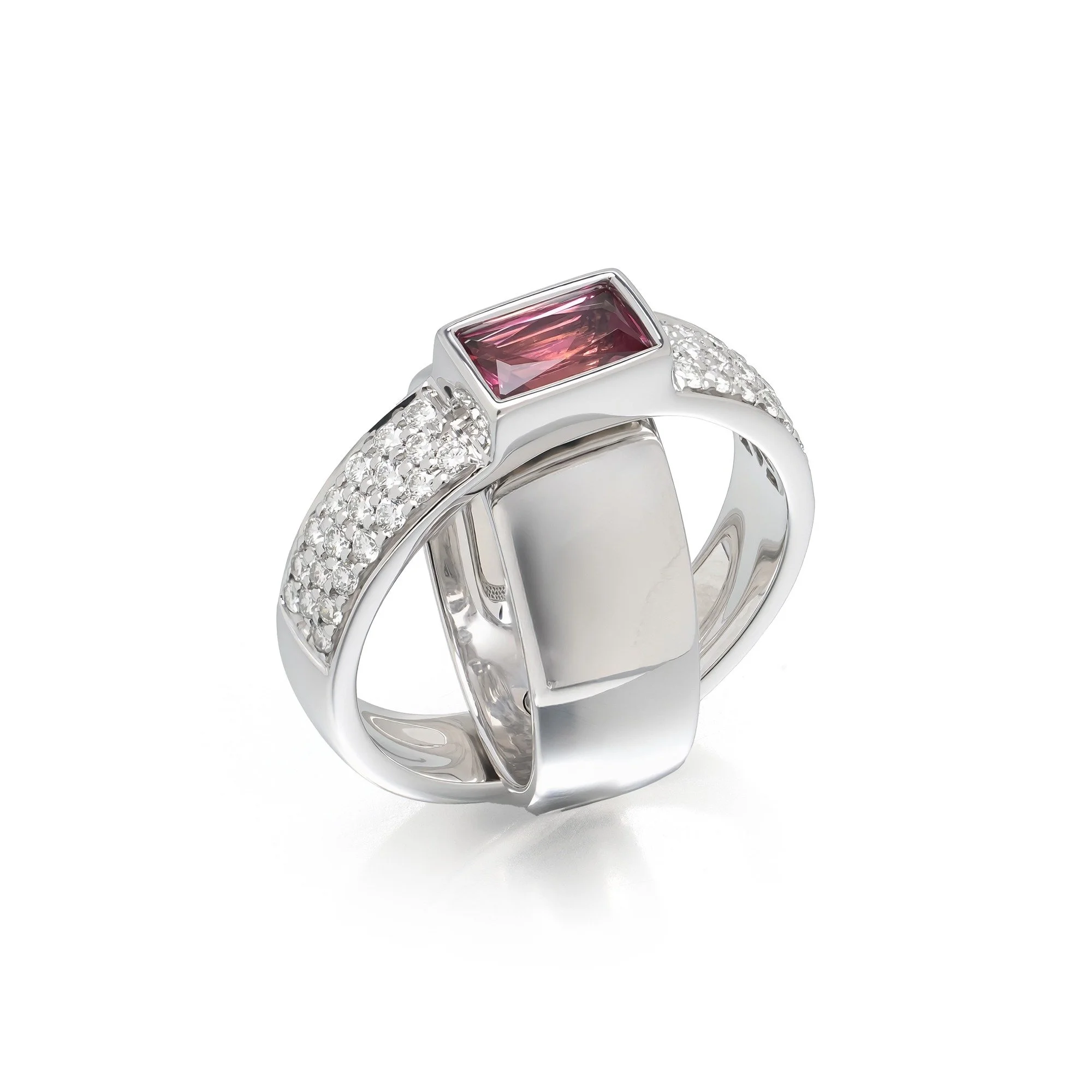 piaget-possession-18kt-white-gold-ring-pink-tourmaline-07-Mozeris-Fine-Antiques.jpg