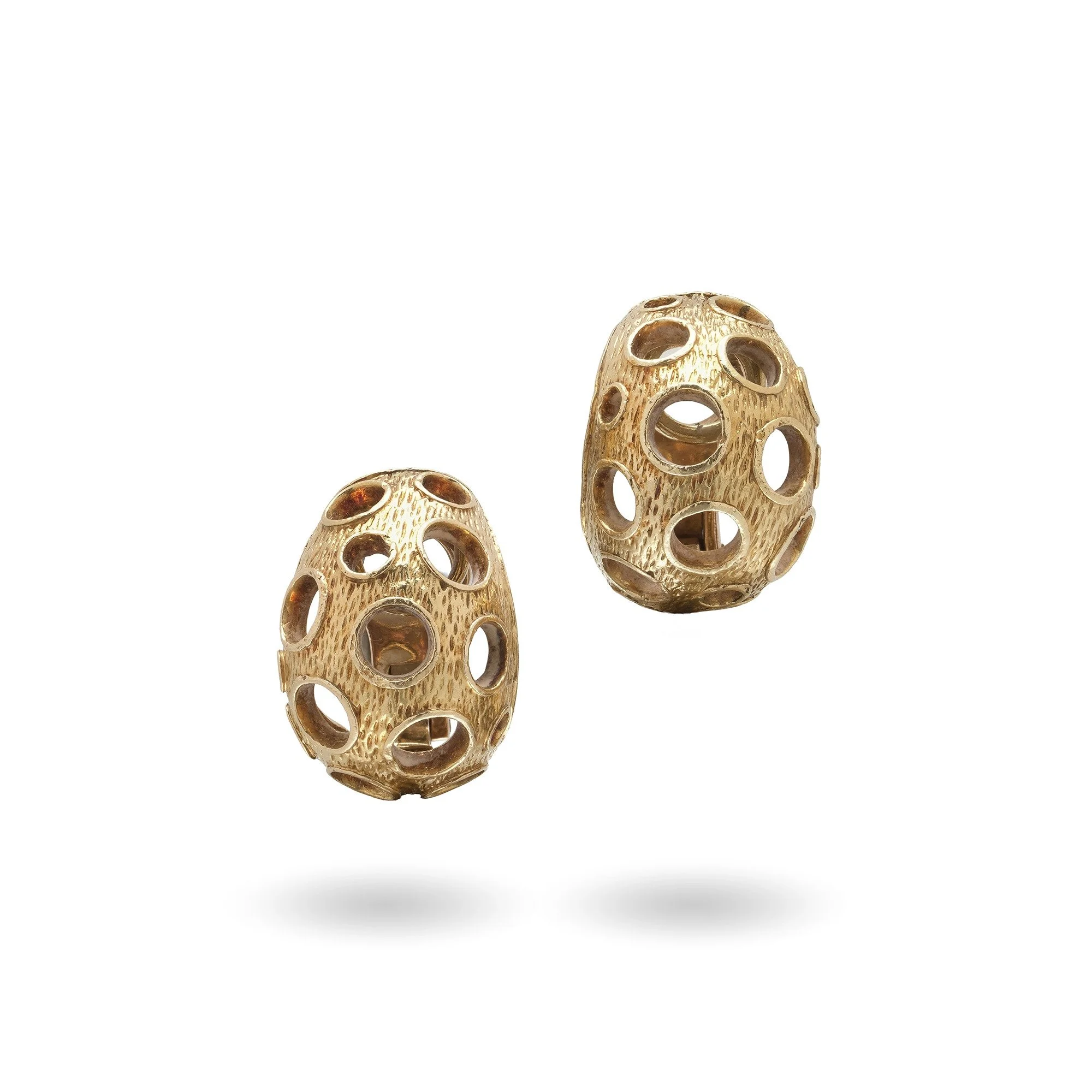 Kutchinsky 18KT Gold Clip On Earrings, 1970s Textured Bombe Design