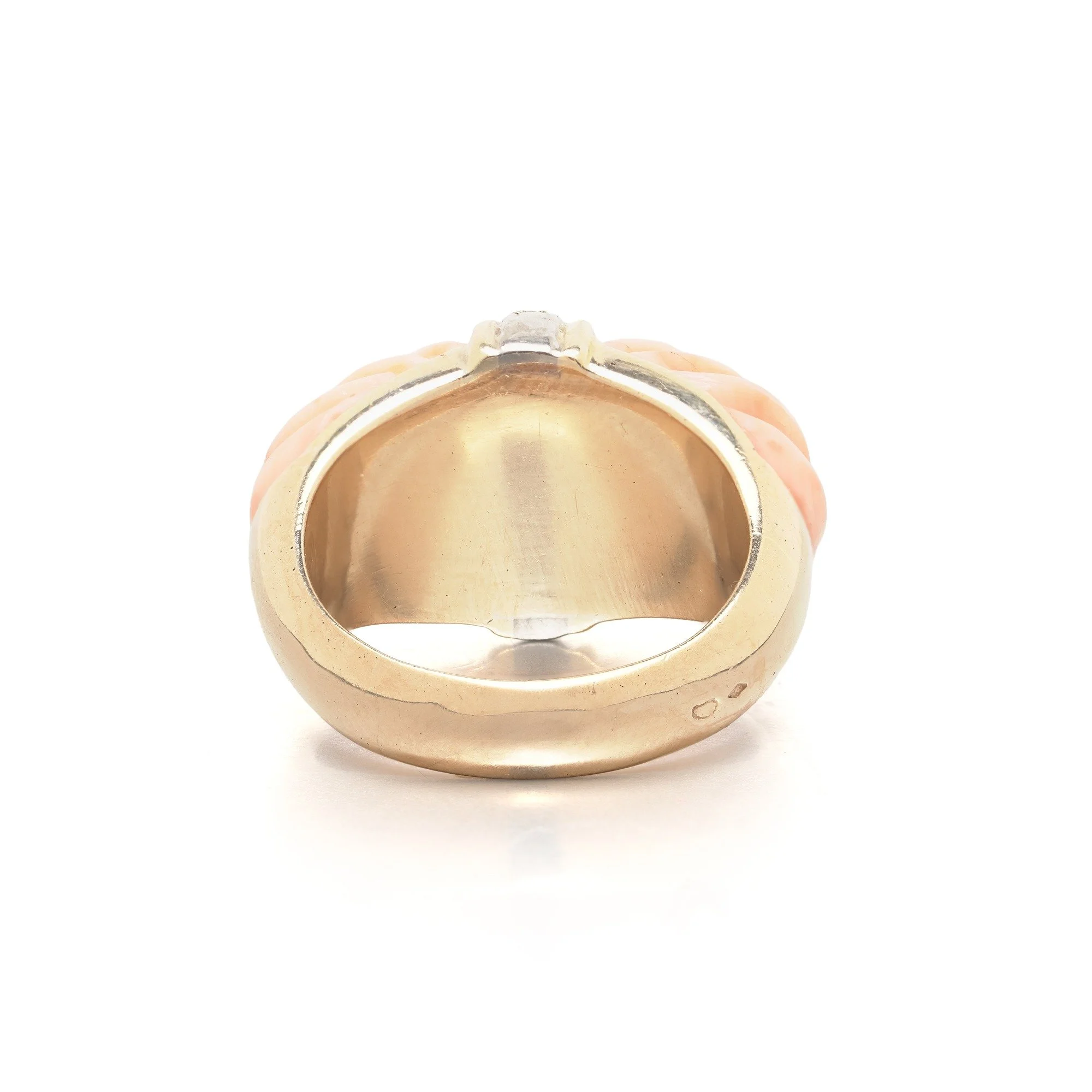 van-cleef-and-arpels-18kt-gold-carved-coral-and-diamond-ring-04-Mozeris-Fine-Antiques.jpg