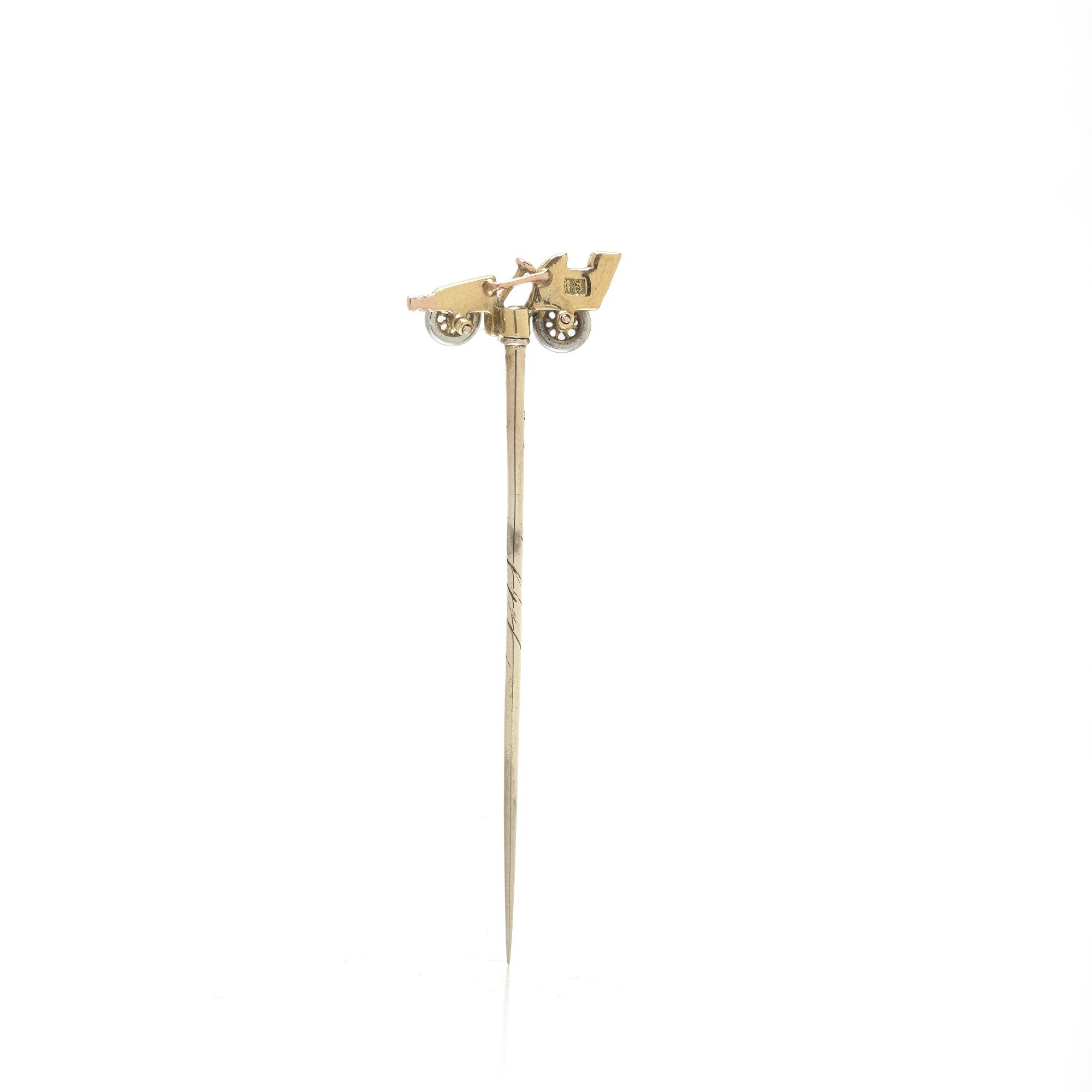 antique-18kt-gold-and-green-enamel-motor-car-stick-pin-03-Mozeris-Fine-Antiques.jpg