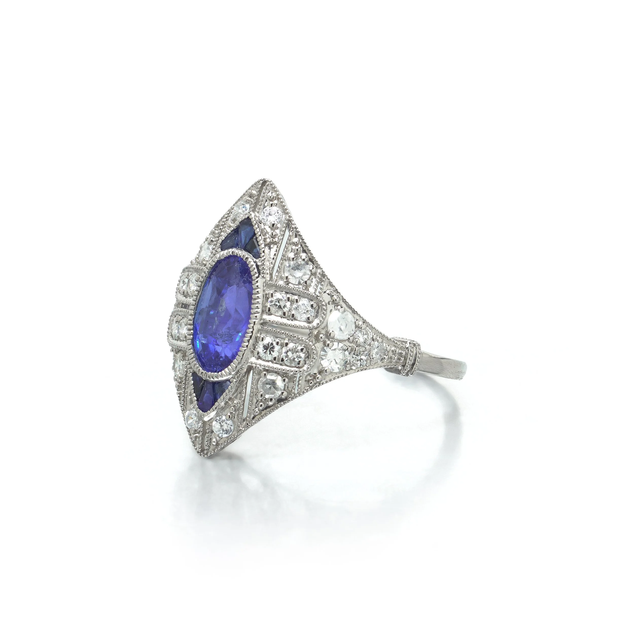 art-deco-style-platinum-184ct-sapphire-and-diamond-lozenge-ring-03-view3-Mozeris-Fine-Antiques.jpg