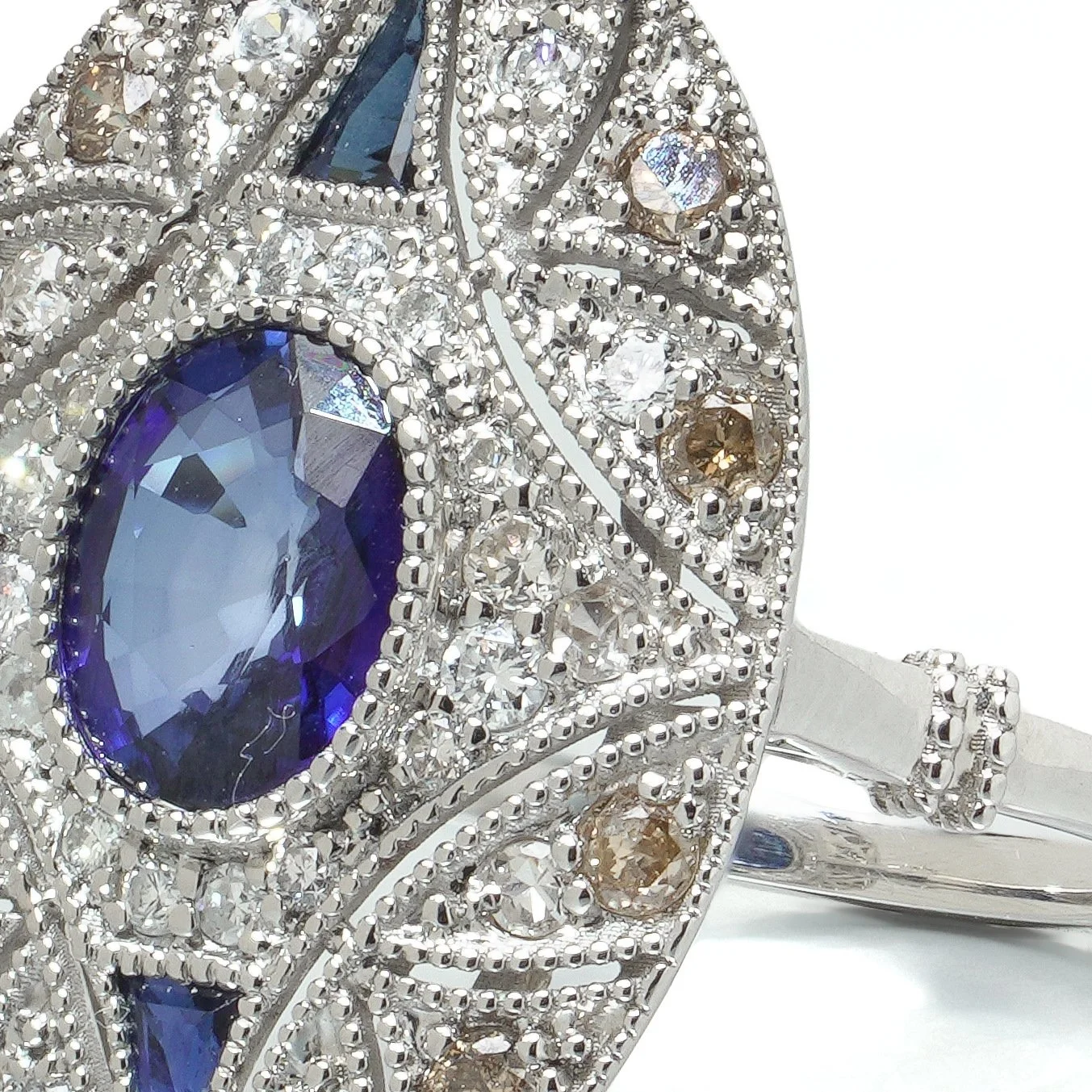 art-deco-style-platinum-sapphire-and-diamond-oval-plaque-ring-06-centre-Mozeris-Fine-Antiques.jpg