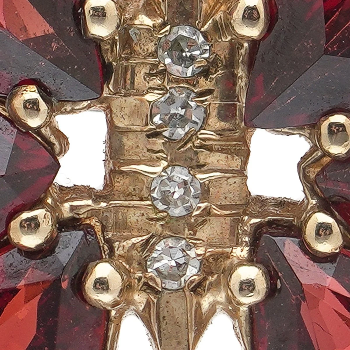 Garnet-Diamond-Butterfly-Brooch-9KT-Gold-09-body-Mozeris-Fine-Antiques.jpg