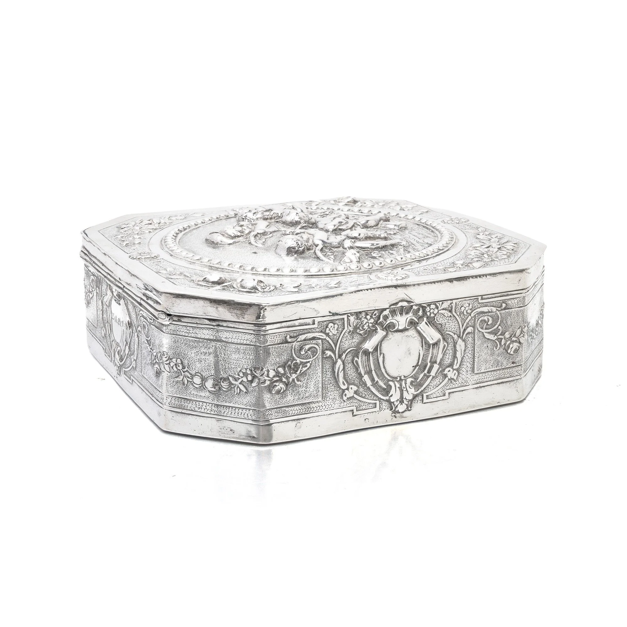 antique-german-hanau-800-silver-casket-repousse-putti-01-Mozeris-Fine-Antiques.jpg