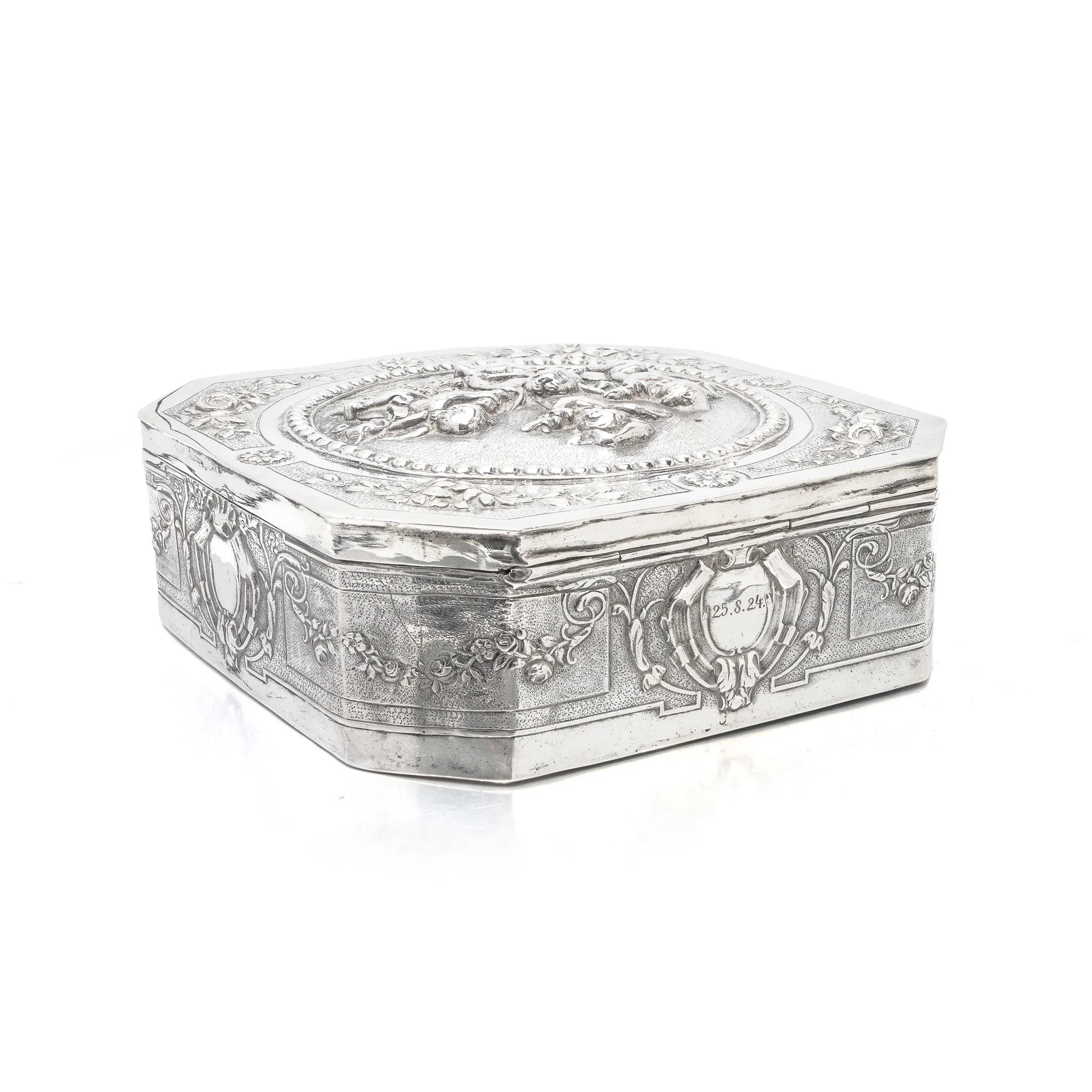 antique-german-hanau-800-silver-casket-repousse-putti-05-Mozeris-Fine-Antiques.jpg