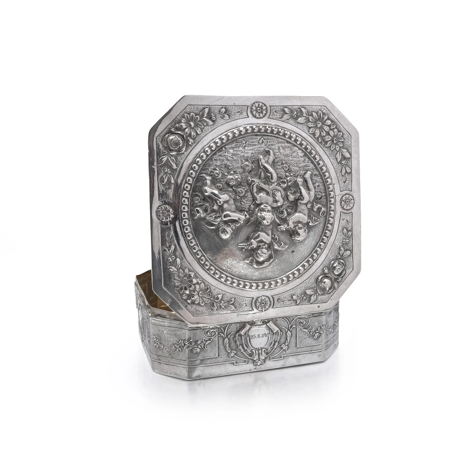 antique-german-hanau-800-silver-casket-repousse-putti-07-Mozeris-Fine-Antiques.jpg