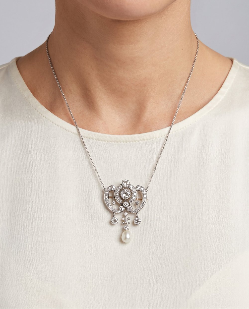 Edwardian Diamond and Pearl Pendant Brooch Necklace, Platinum, 6ct