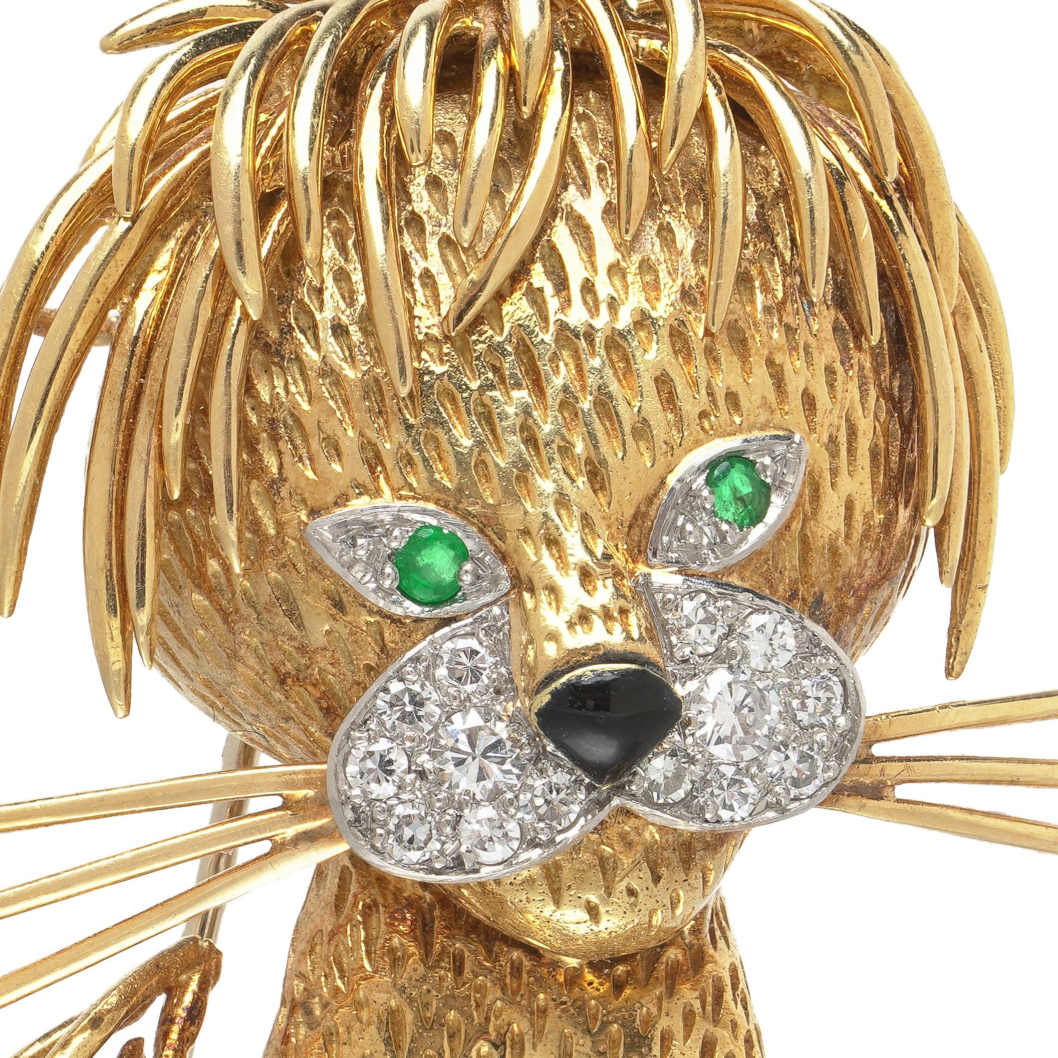 Van-Cleef-and-Arpels-Lion-Ebouriffe-18KT-Gold-Diamond-Brooch-06-face-Mozeris-Fine-Antiques.jpg