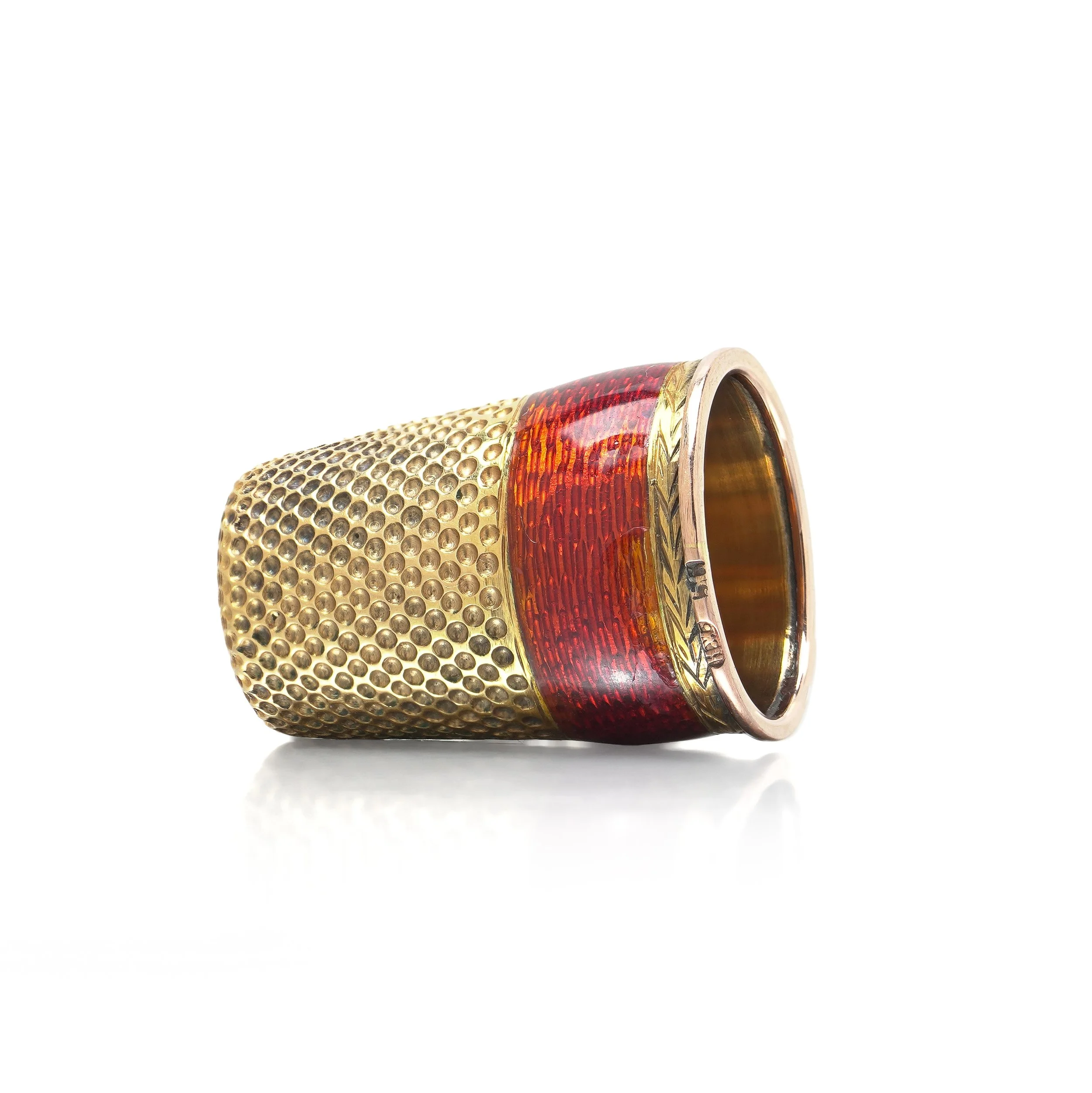 Russian-14KT-Gold-and-Red-Guilloche-Enamel-Thimble-04.jpg