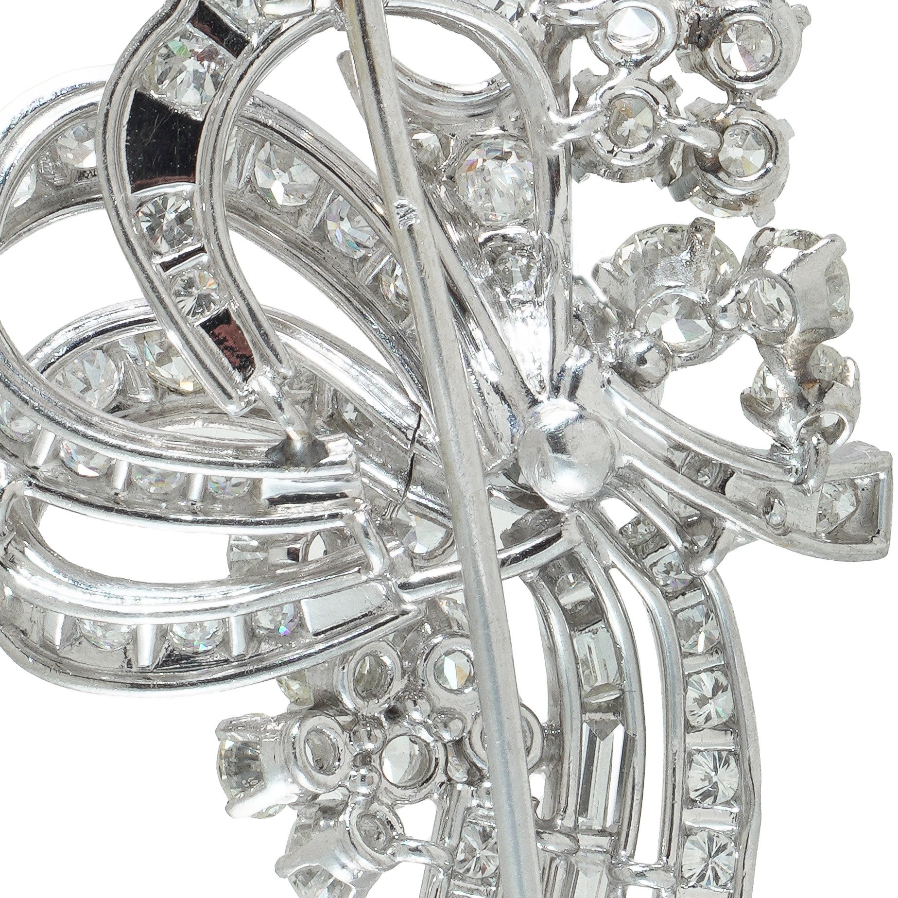 Mid-Century-Diamond-Spray-Brooch-Platinum-06-fittings.jpg