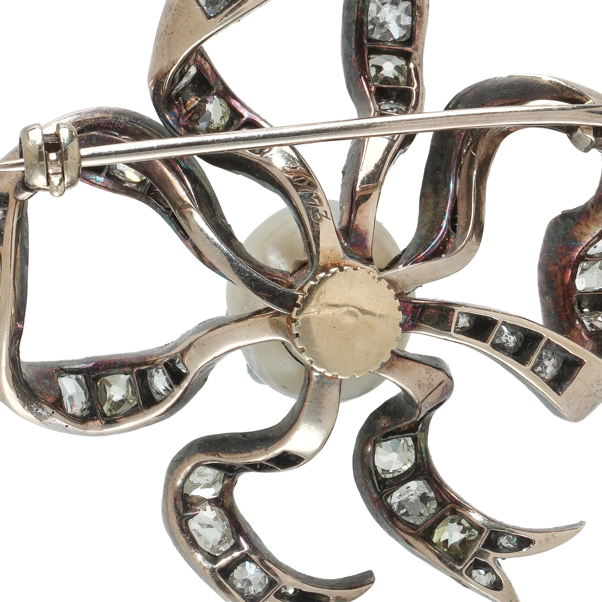 Victorian-Pearl-and-Diamond-Bow-Brooch-Silver-on-Gold-06-fittings.jpg