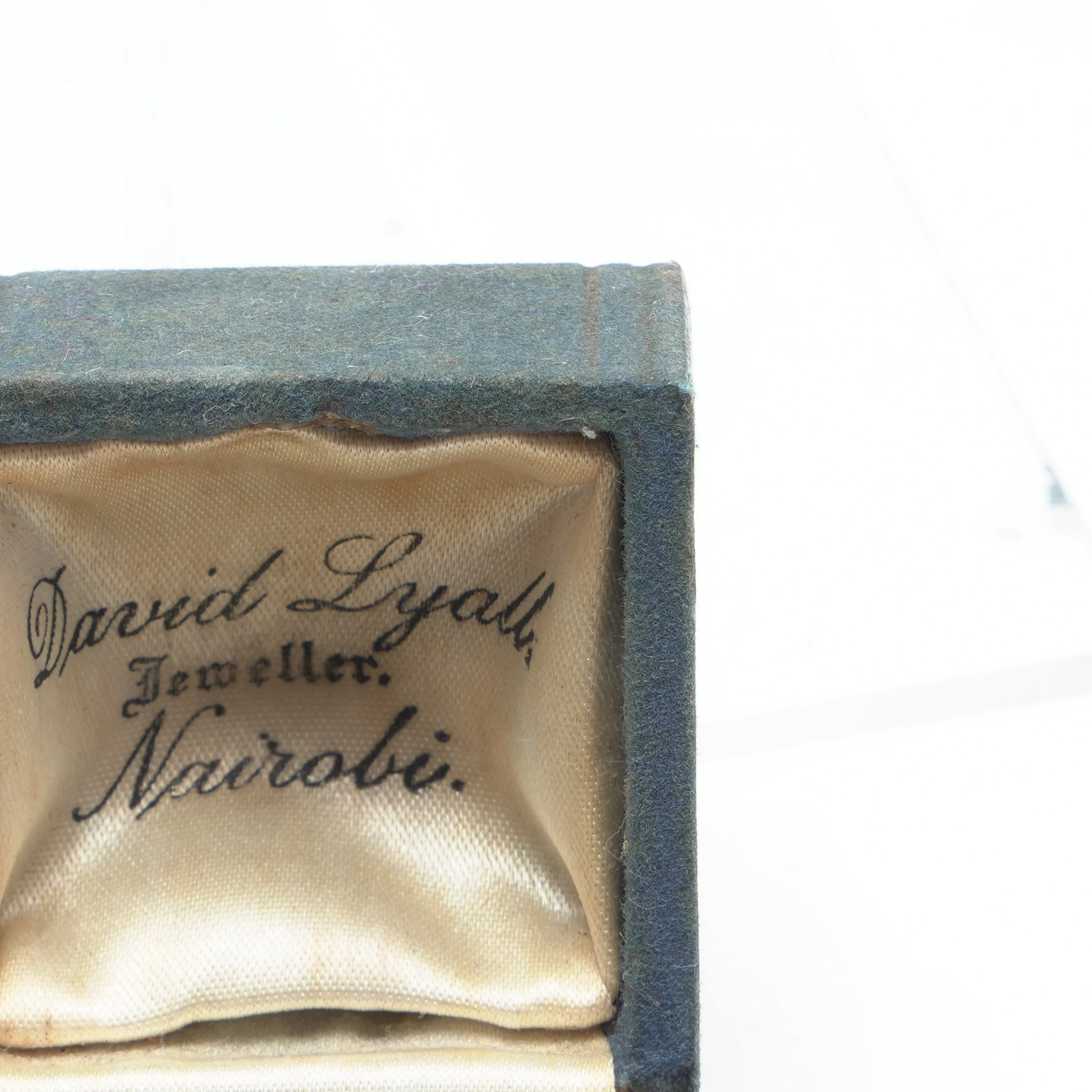 Antique-David-Lyall-Ring-Box-Jeweller-Nairobi-07-signature.jpg