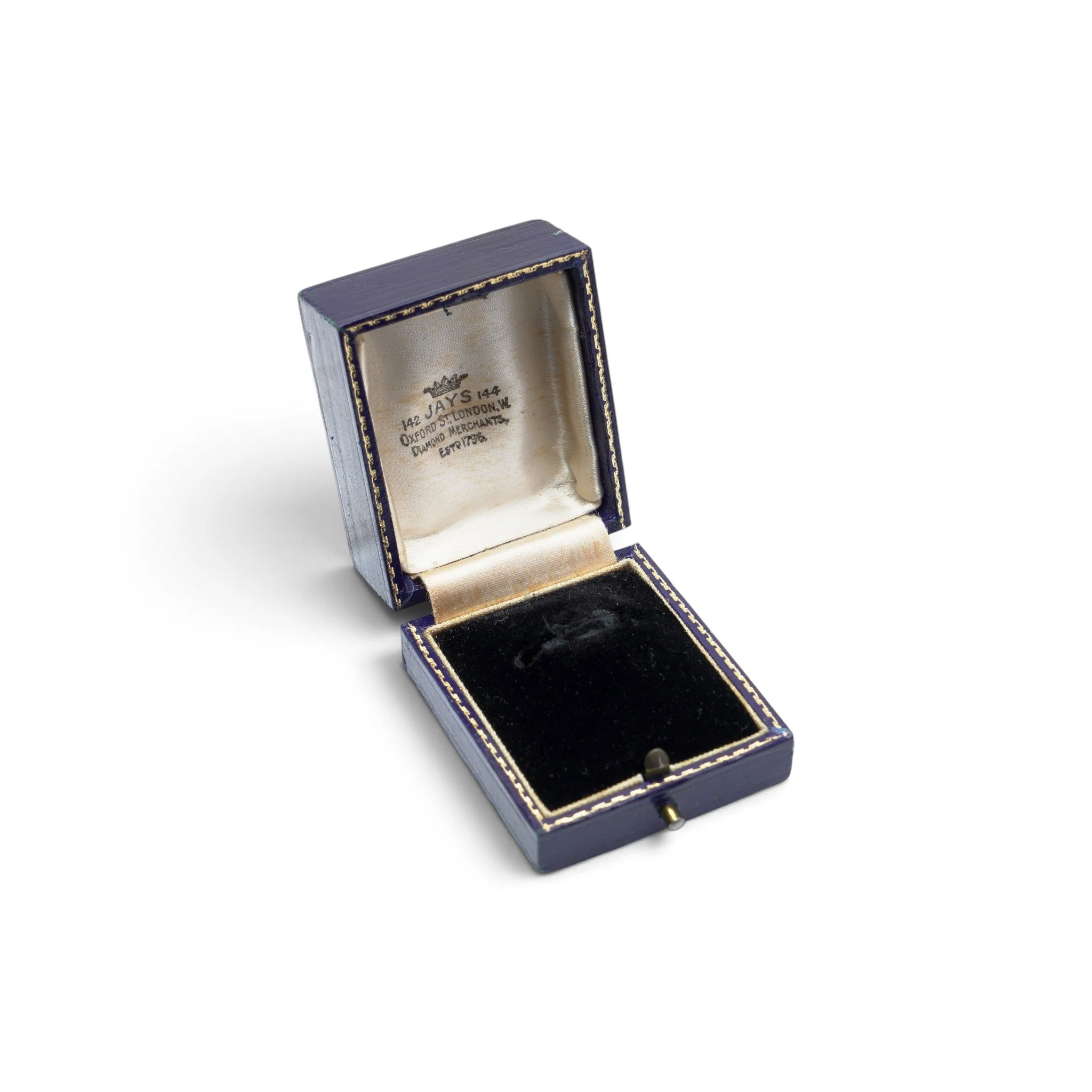 Antique-Jays-Ring-Box-Oxford-Street-London-Established-1706-03.jpg