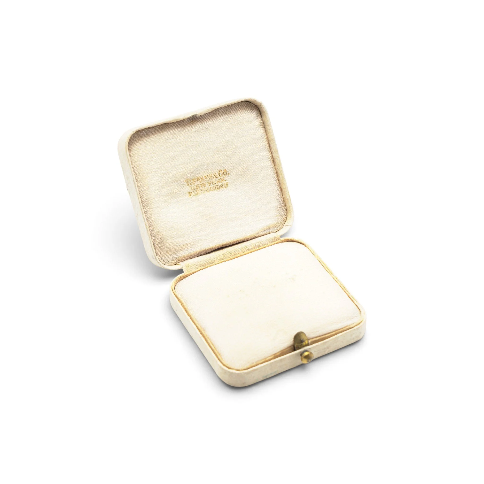 Antique-Tiffany-and-Co-Jewellery-Box-New-York-Paris-London-04.jpg