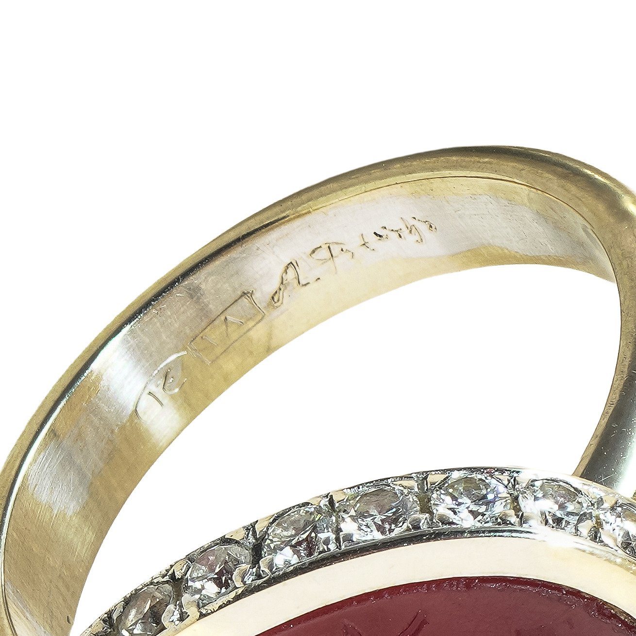 18KT-Gold-Carnelian-Arabic-Intaglio-and-Diamond-Signet-Ring-09.jpg