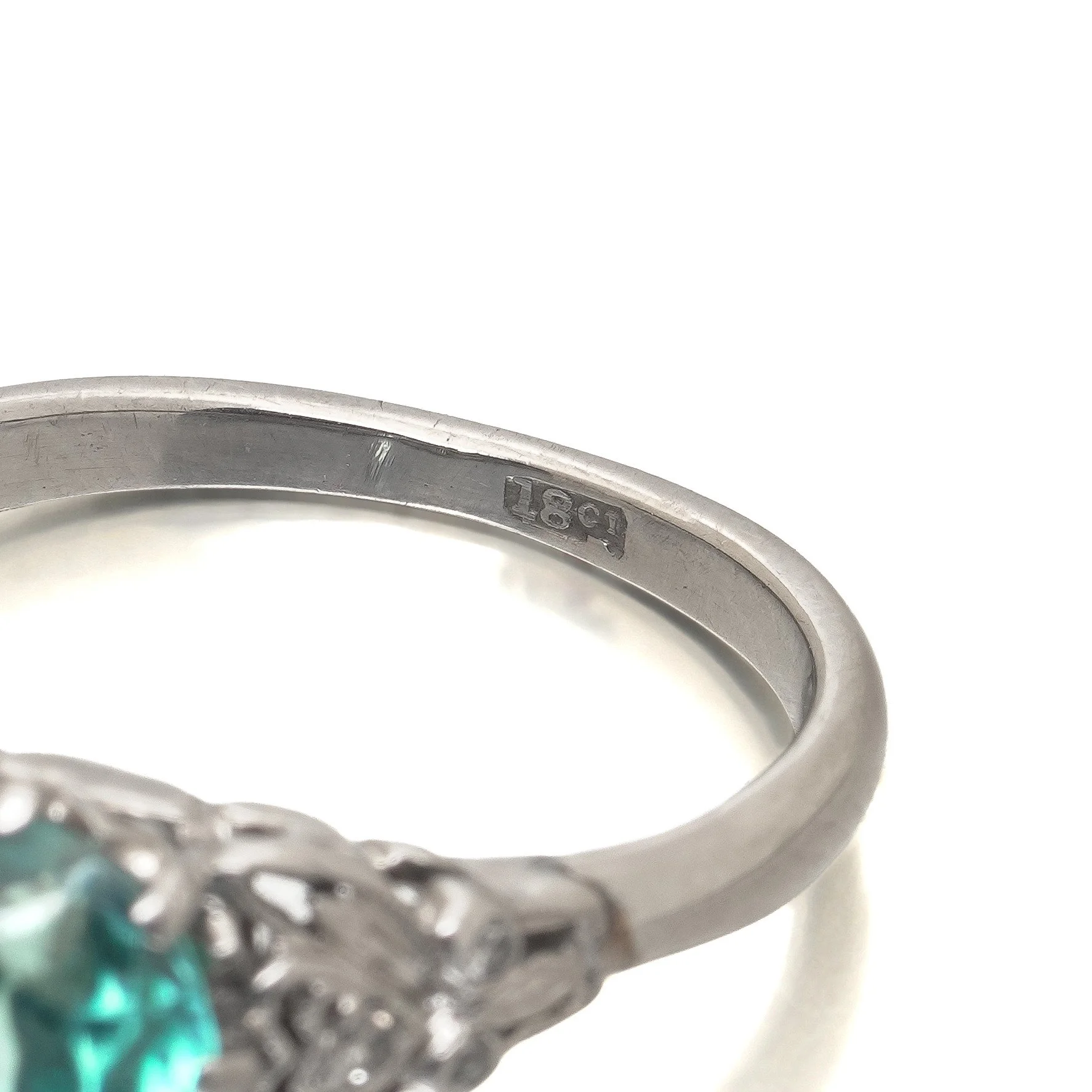 Vintage-1950s-Blue-Zircon-and-Diamond-Ring-18KT-White-Gold-07.jpg