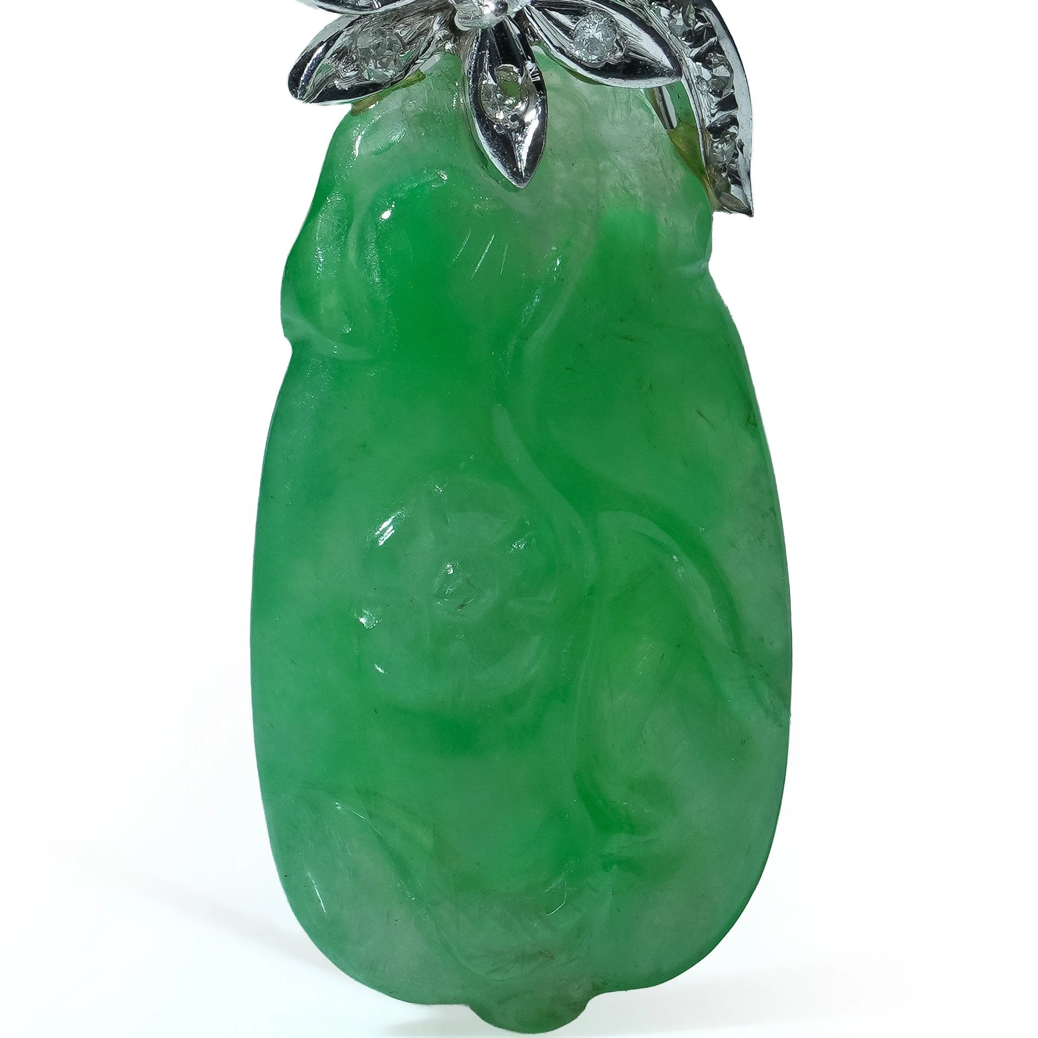 Vintage-Natural-Carved-Jade-and-Diamond-Pendant-Silver-Mount-04-detail-carving.jpg