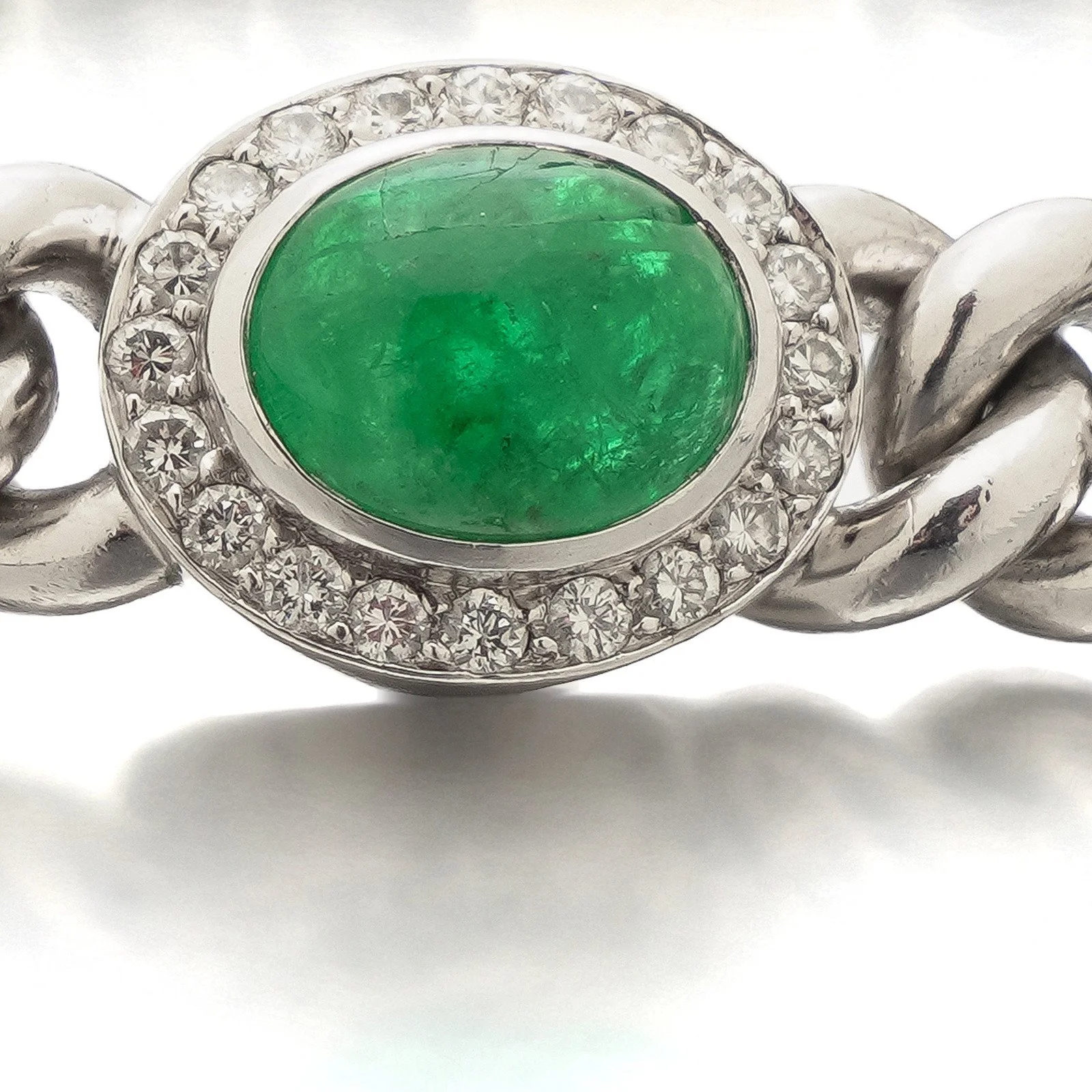 Natural-Emerald-Cabochon-and-Diamond-Curb-Link-Bracelet-18KT-White-Gold-04-detail-front-emerald.jpg