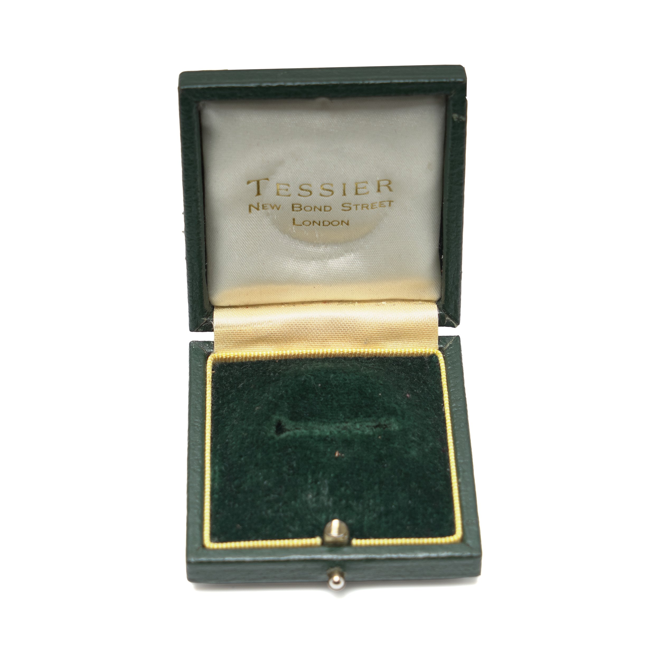 Vintage-Tessier-Ring-or-Brooch-Presentation-Box-New-Bond-Street-03.jpg