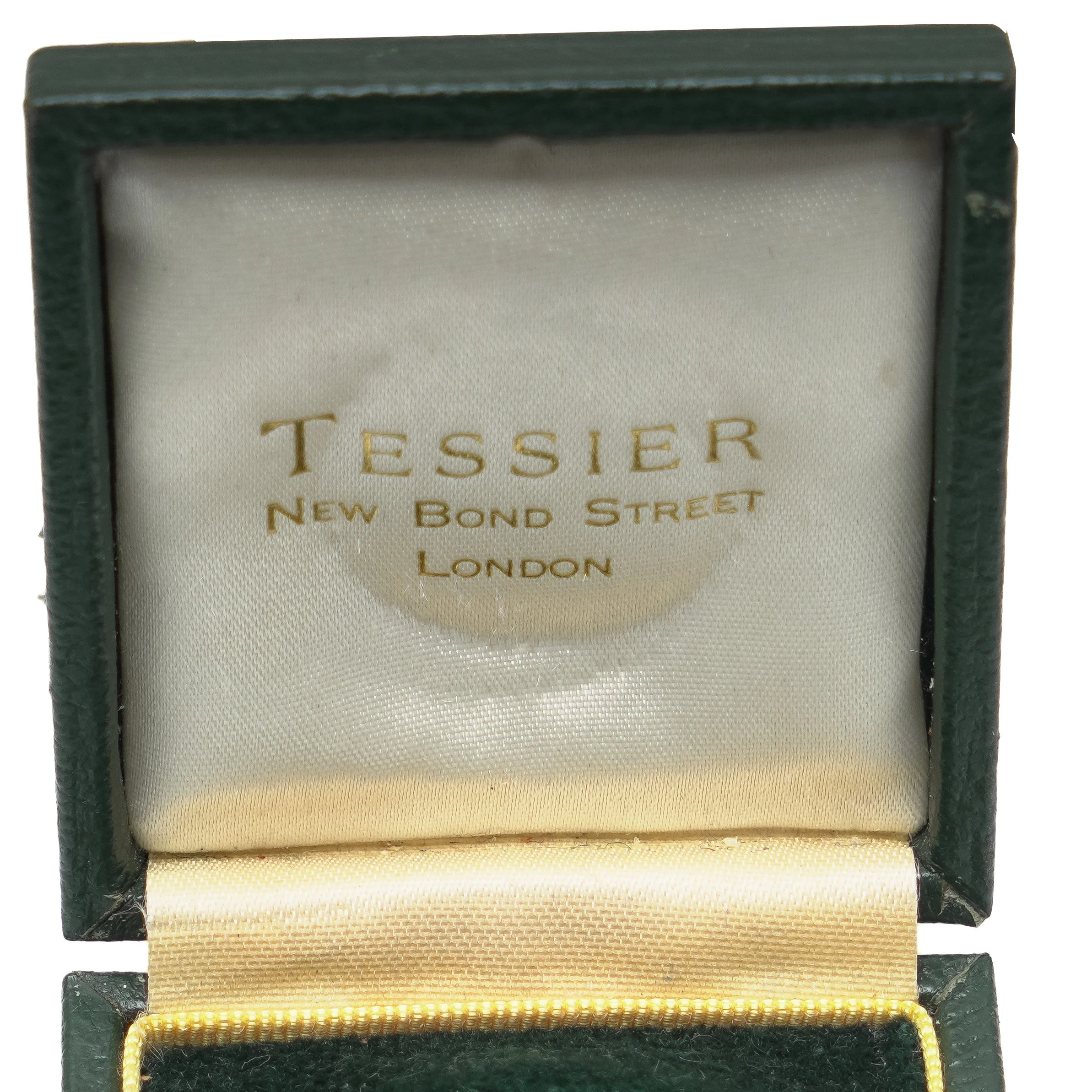 Vintage-Tessier-Ring-or-Brooch-Presentation-Box-New-Bond-Street-05-detail-tessier-signature.jpg