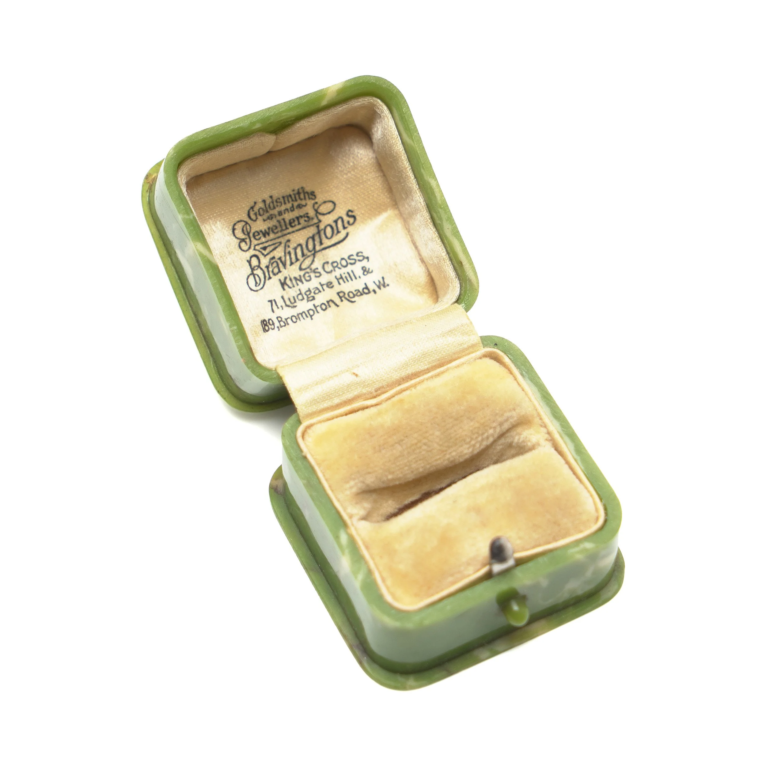 Vintage-Bravingtons-Ring-Box-Green-Marbled-Case-04.jpg