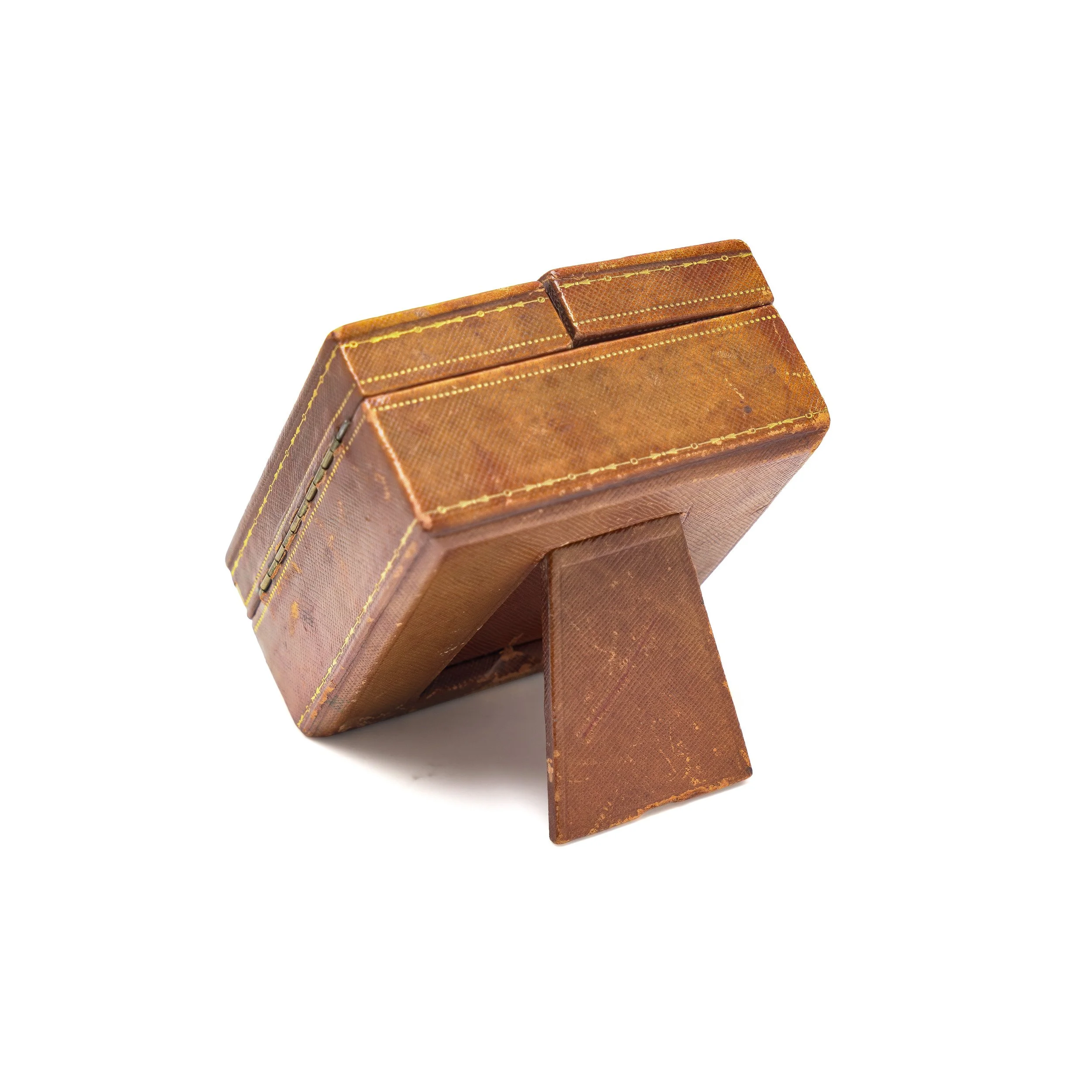 Antique-Cartier-Clock-or-Medallion-Presentation-Case-with-Easel-Stand-New-York-Paris-London-05-4901.jpg